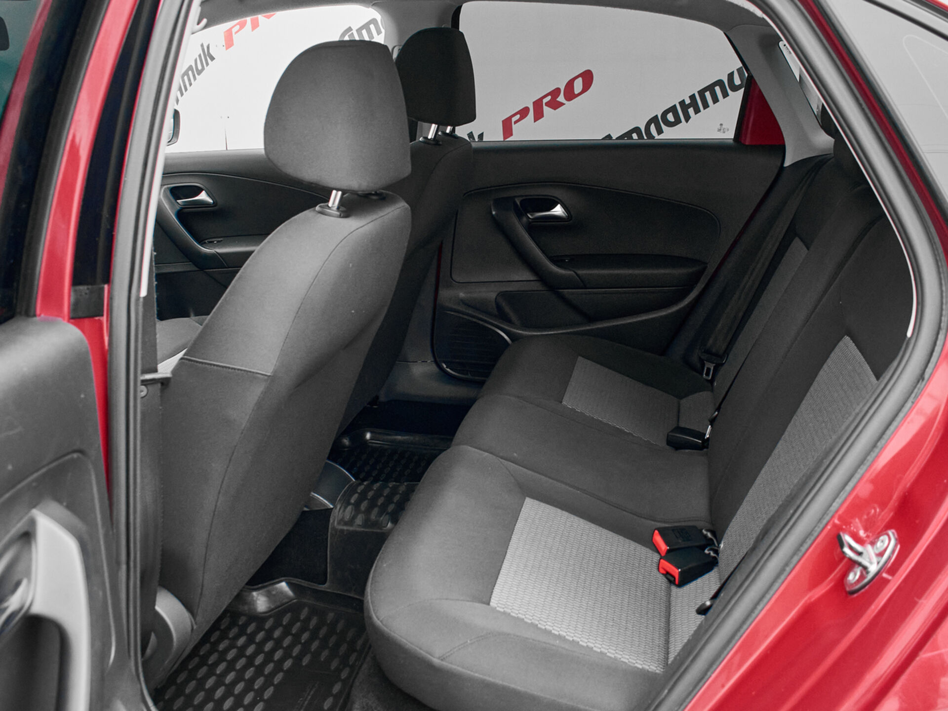 Купить Volkswagen Polo 1.6 AT (105 л.с.), 2011 в Екатеренбурге