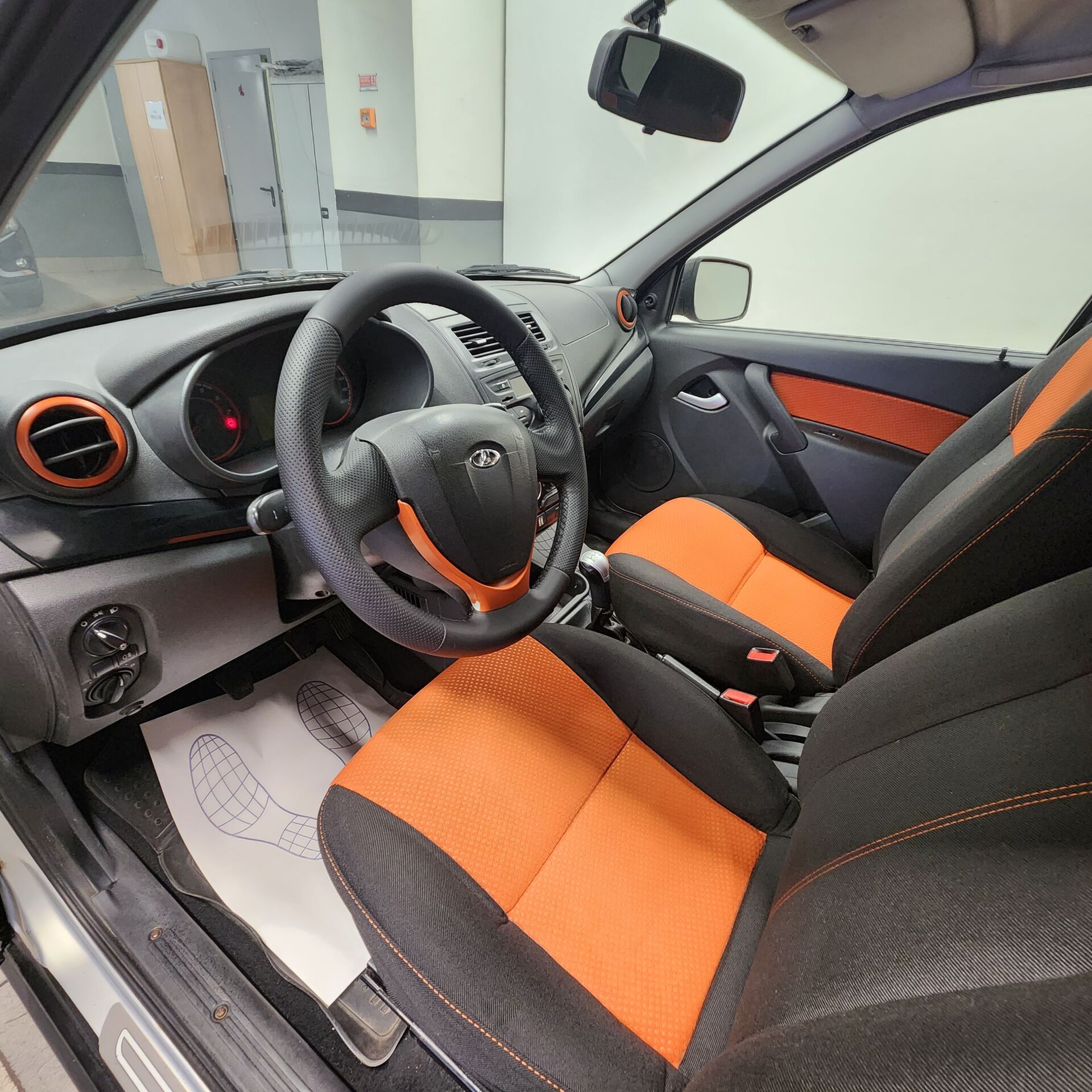 Lada Kalina None 2015 г.в., 169 862 км.