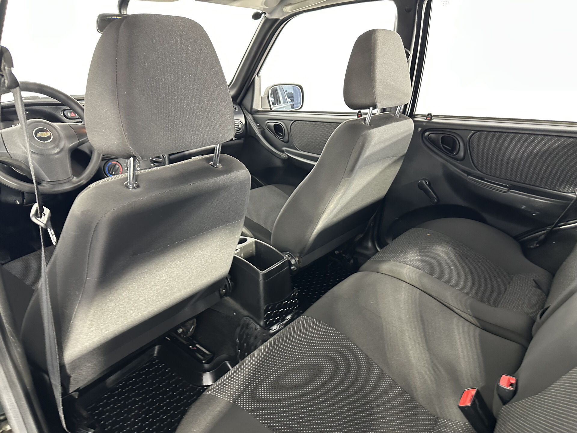 Chevrolet Niva LE 2011 г.в., 66 365 км.