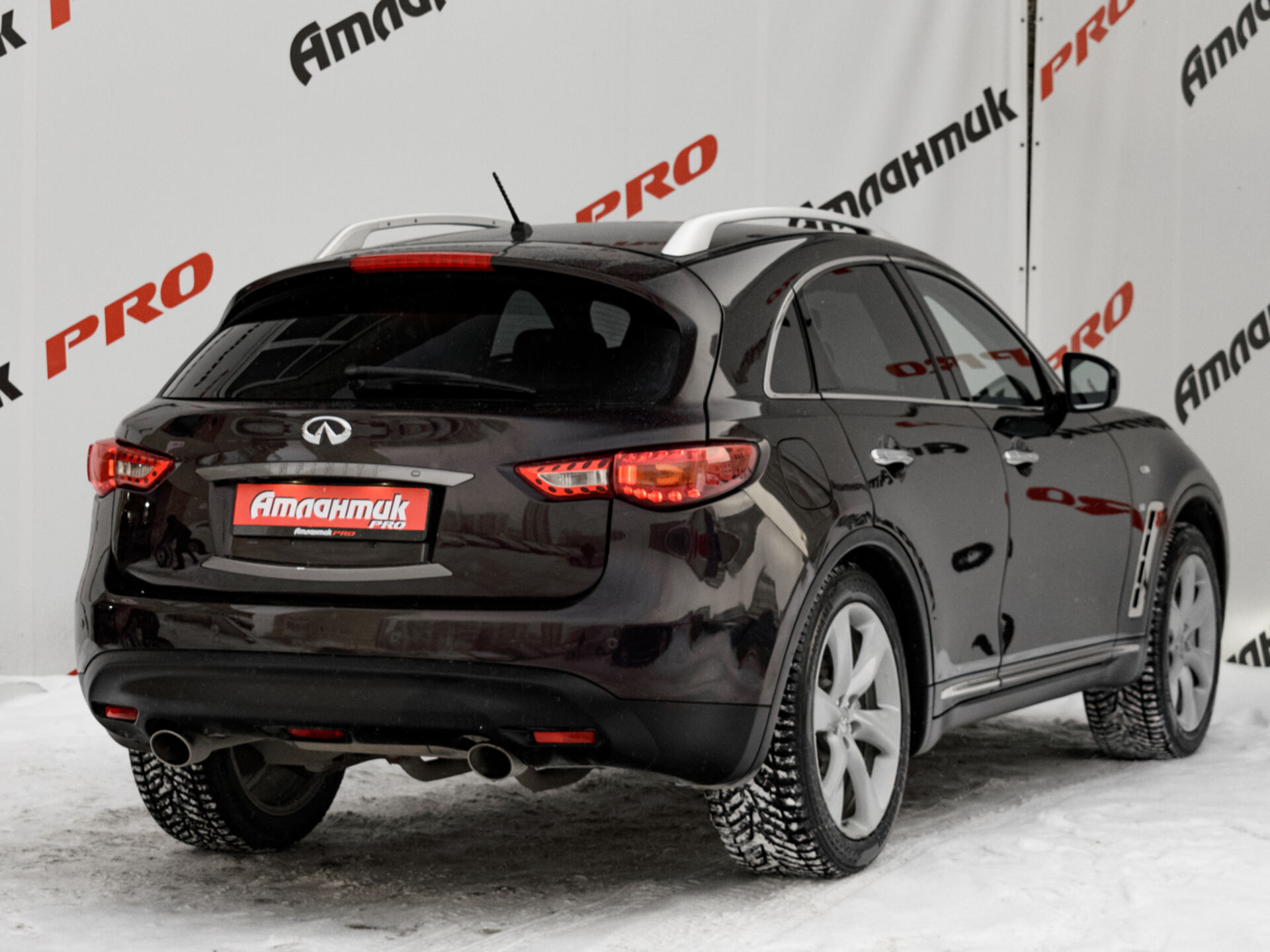 Купить Infiniti FX FX37 3.7 AT (333 л.с.) 4WD, 2010 в Екатеренбурге