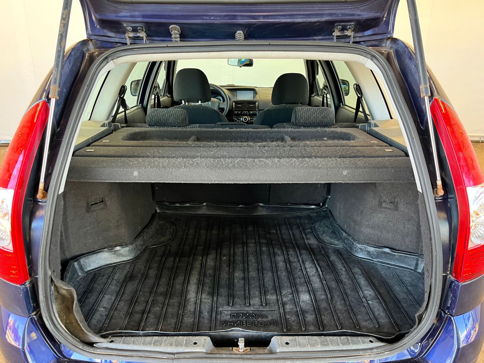 Lada Priora None 2015 г.в., 190 000 км.