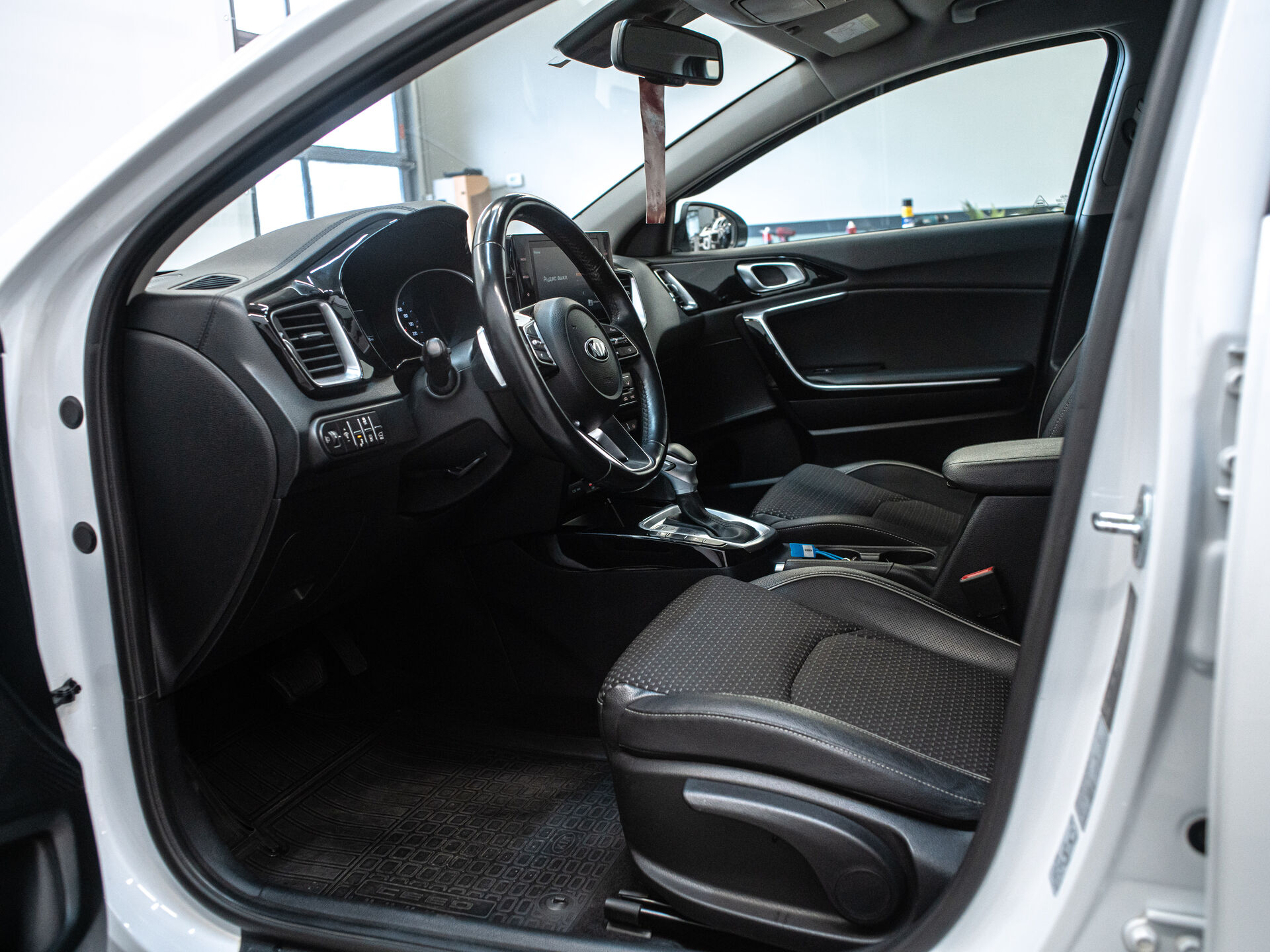 Kia Ceed 2021 9