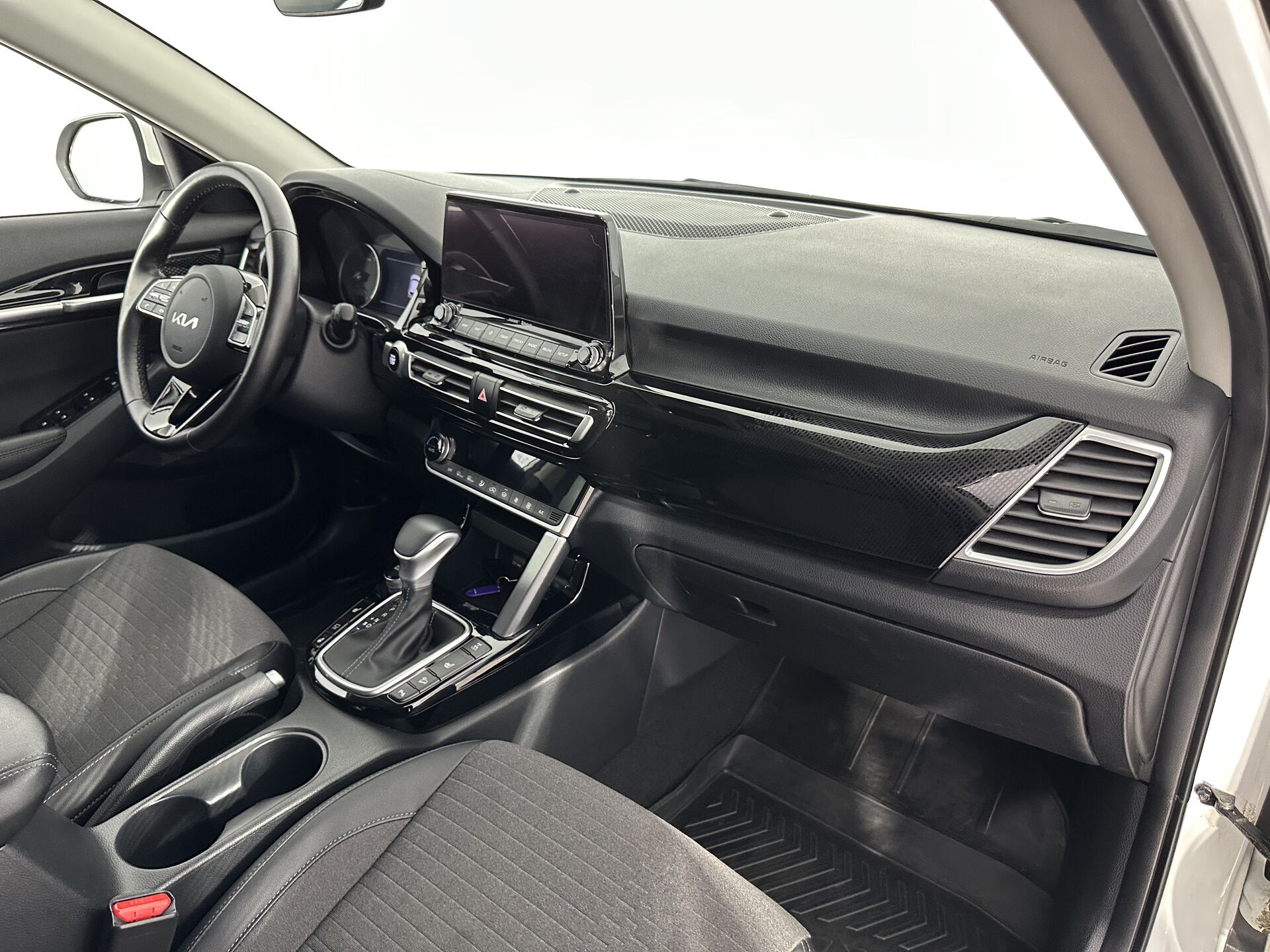Kia Seltos Prestige 2022 г.в., 60 000 км.