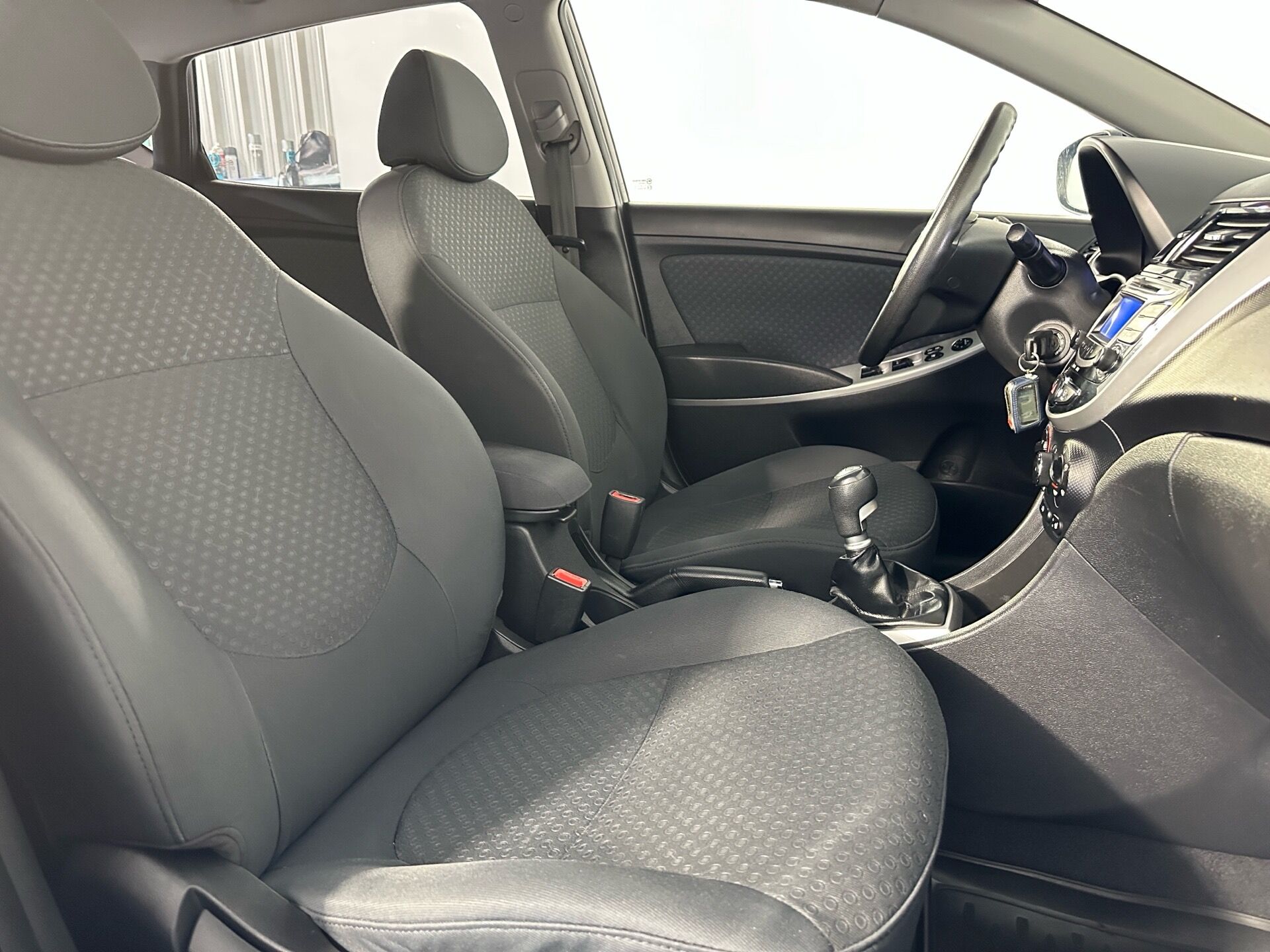 Hyundai Solaris Active 2011 г.в., 208 062 км.