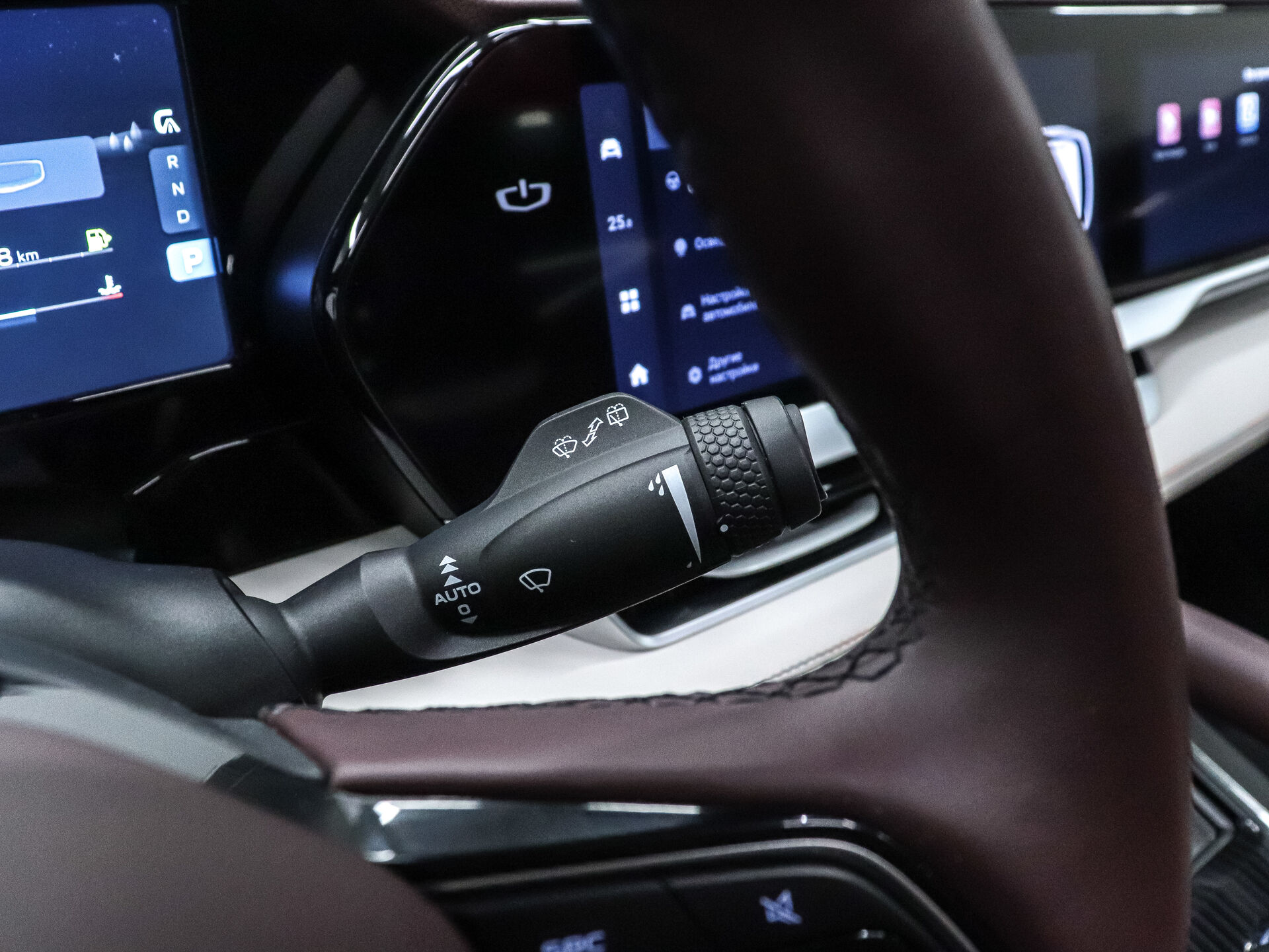 Geely Monjaro 2022 17