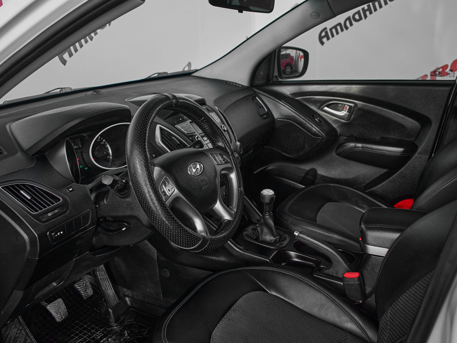 Купить Hyundai ix35 2.0 MT (150 л.с.), 2012 в Екатеренбурге