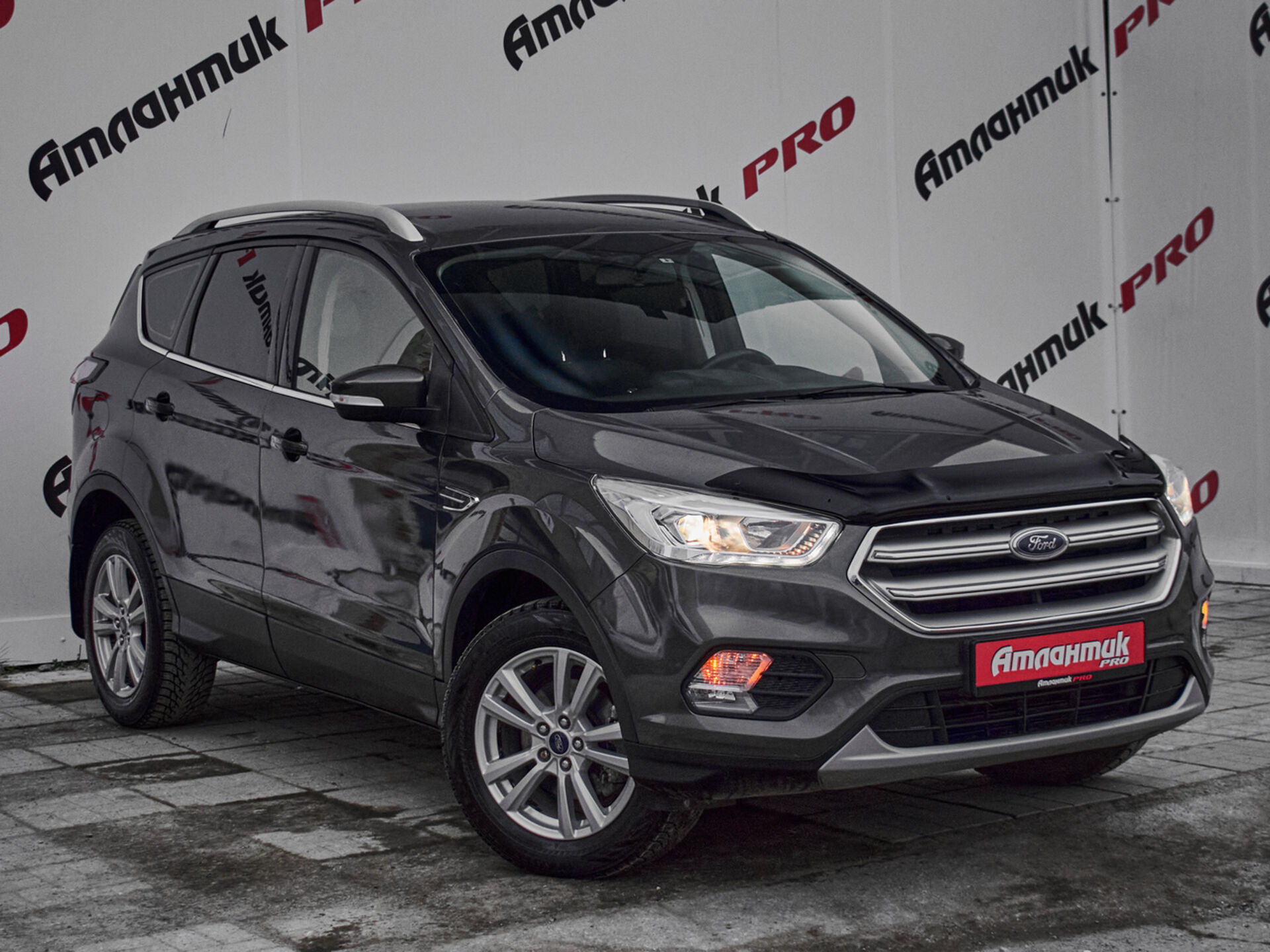 Купить Ford Kuga 2.5 AT (150 л.с.), 2018 в Екатеренбурге