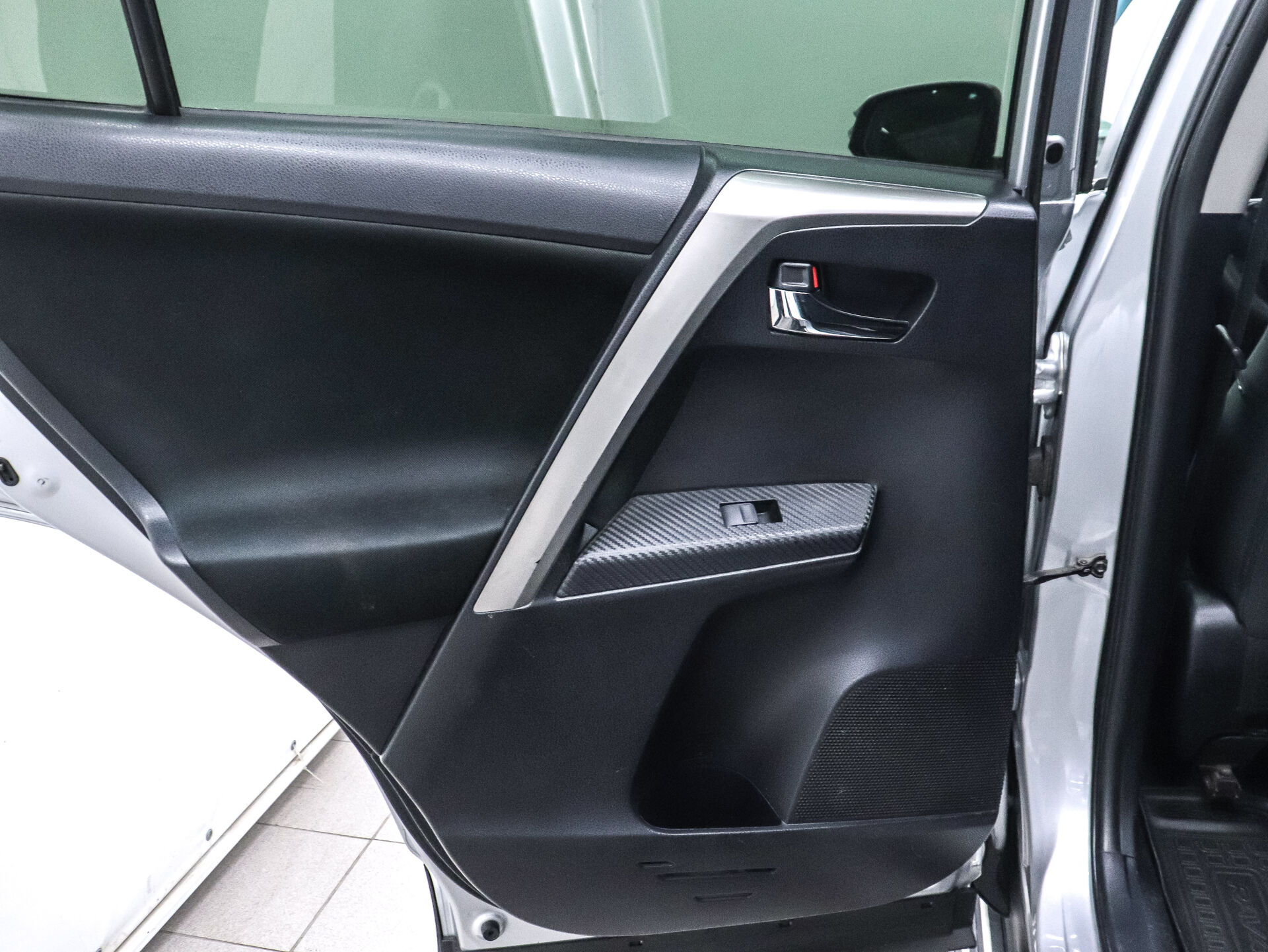 Toyota RAV4 2013 19