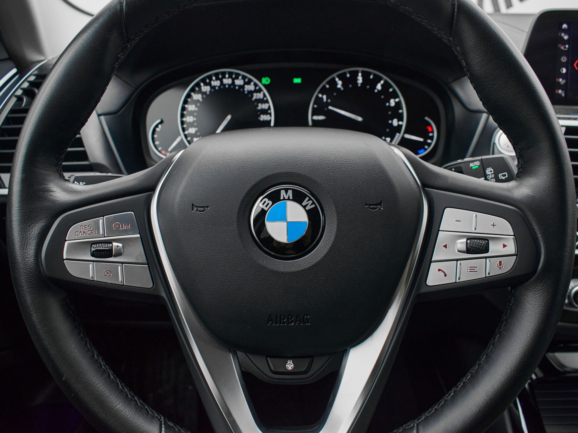 Купить BMW X3 20i xDrive 2.0 AT (184 л.с.) 4WD, 2020 в Екатеренбурге