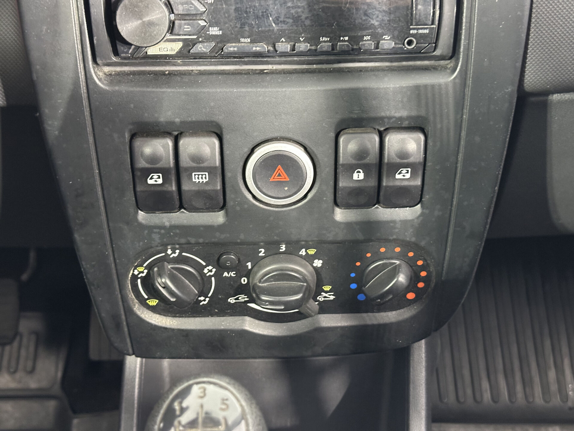 Lada Largus Norma Climate (5 мест) (2015-2019) 2019 г.в., 165 000 км.