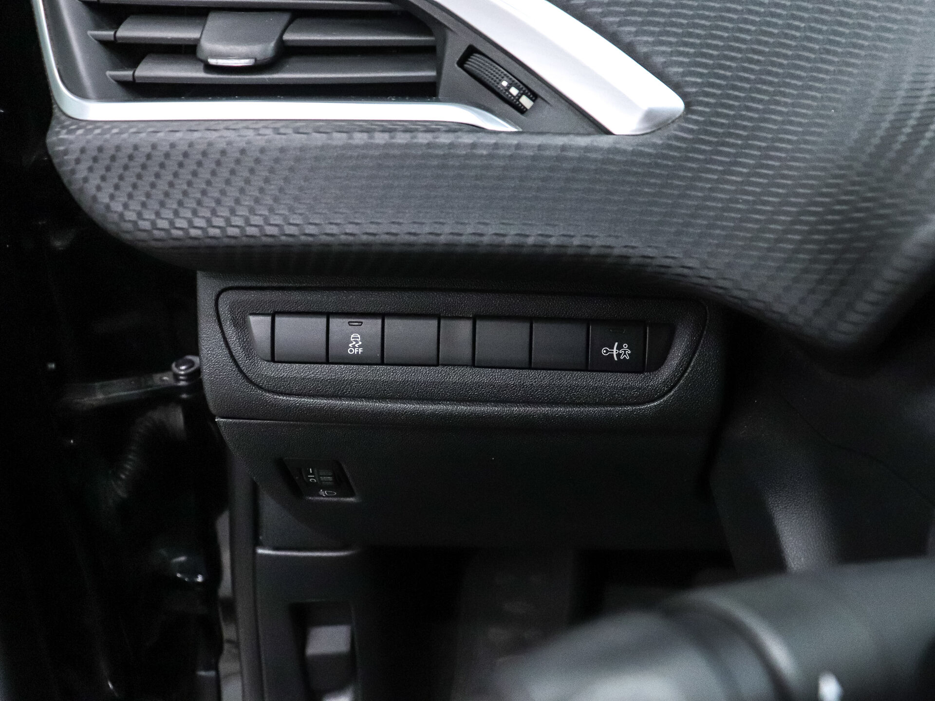 Peugeot 2008 2014 8