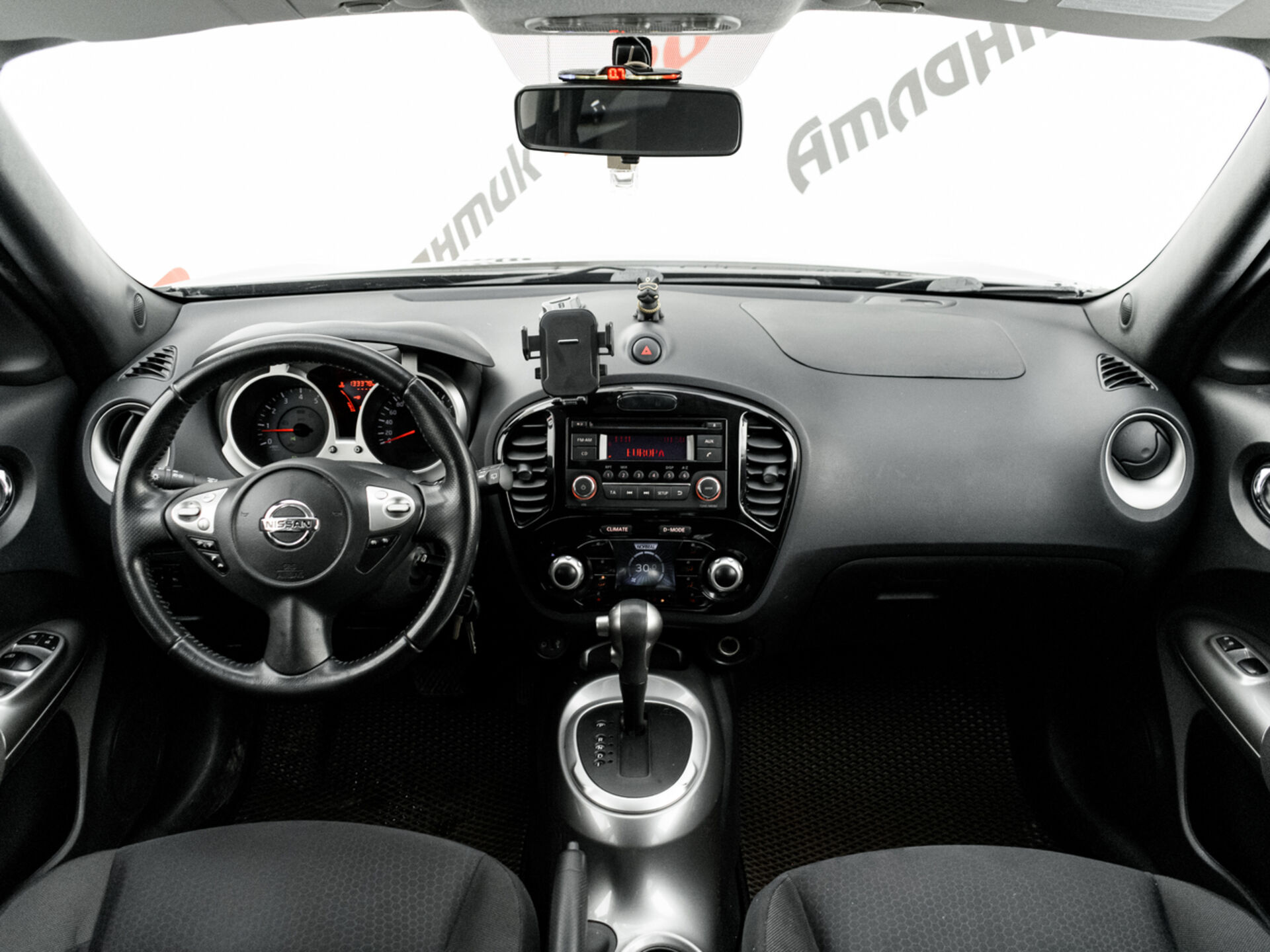 Купить Nissan Juke 1.6 CVT (117 л.с.), 2013 в Екатеренбурге