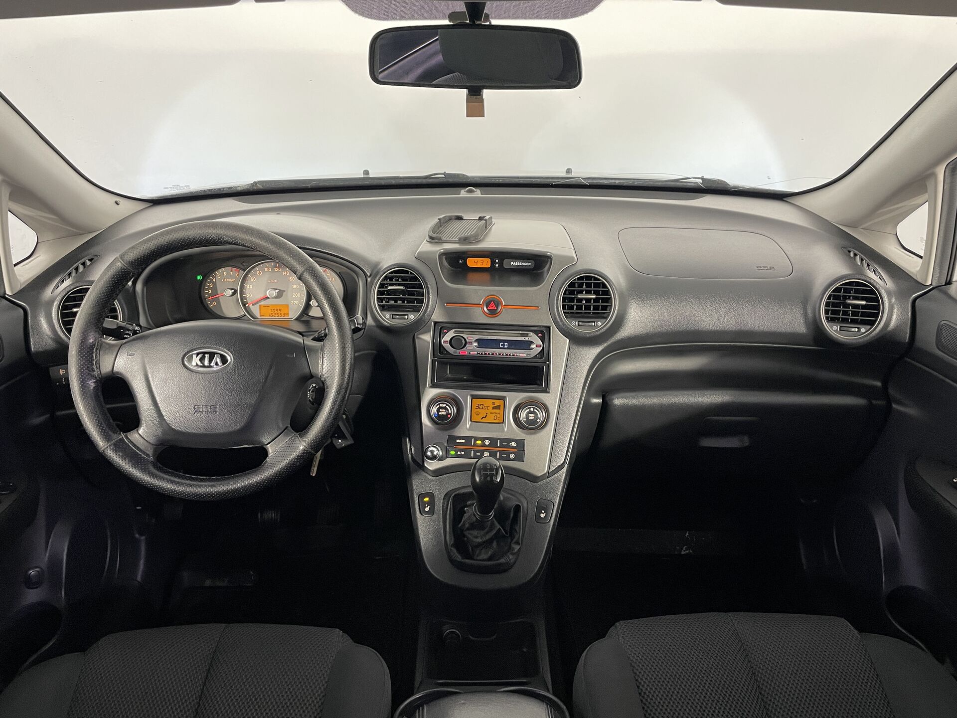 Kia Carens None 2007 г.в., 163 000 км.