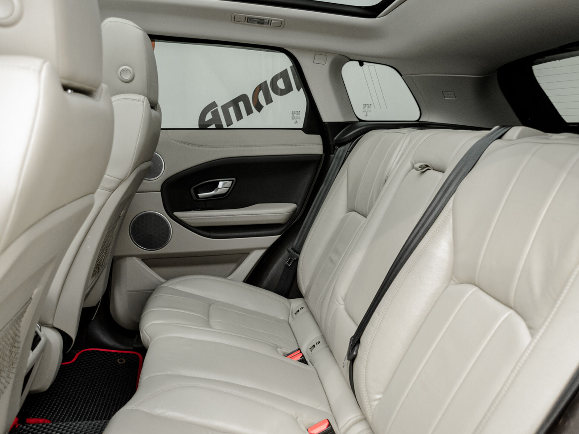 Купить Land Rover Range Rover Evoque 2.0d AT (150 л.с.) 4WD, 2017 в Екатеренбурге