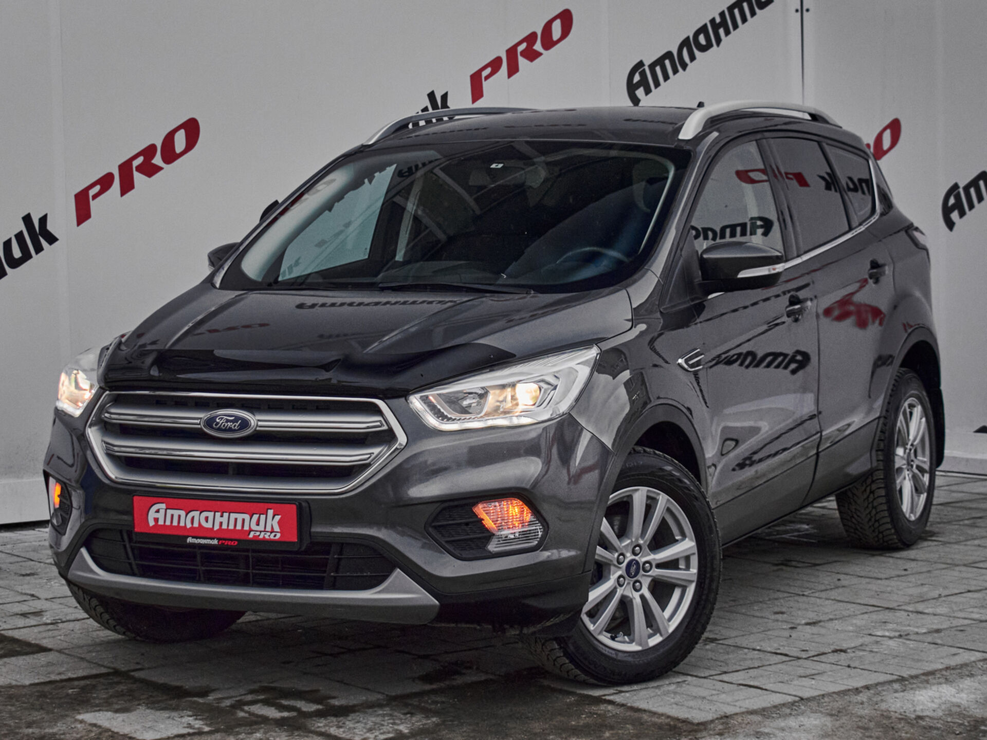 Купить Ford Kuga 2.5 AT (150 л.с.), 2018 в Екатеренбурге