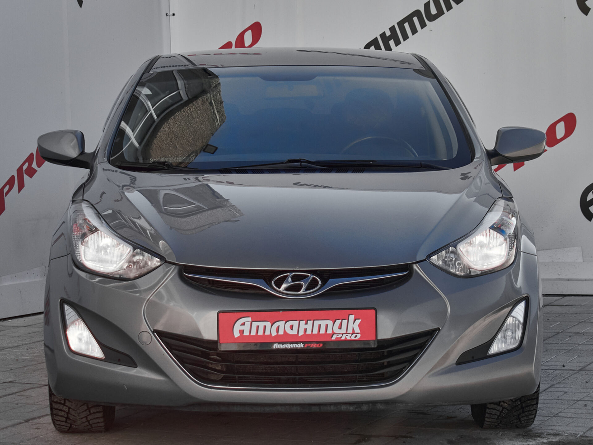 Купить Hyundai Elantra 1.6 AT (132 л.с.), 2015 в Екатеренбурге