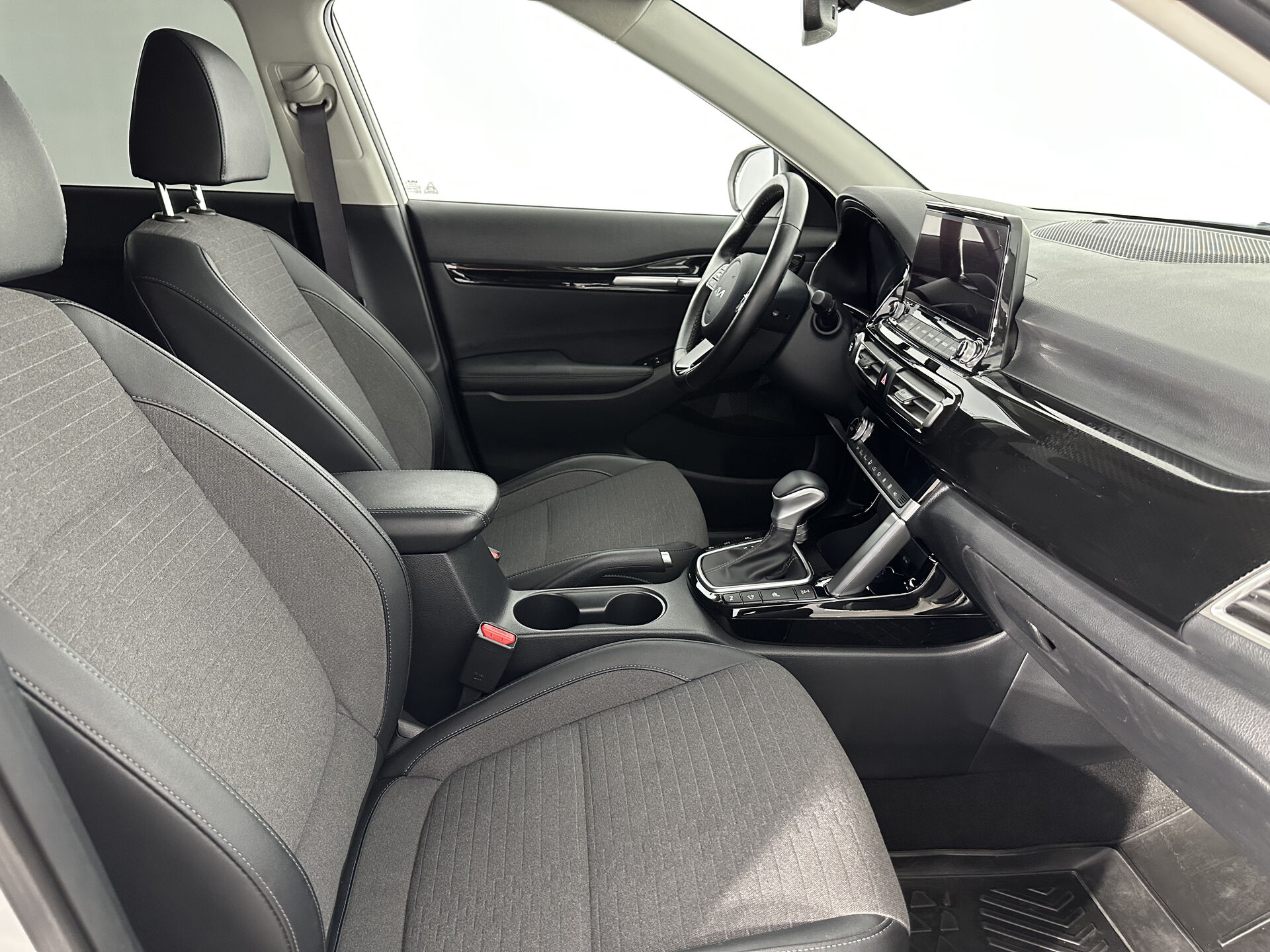 Kia Seltos Prestige 2022 г.в., 60 000 км.