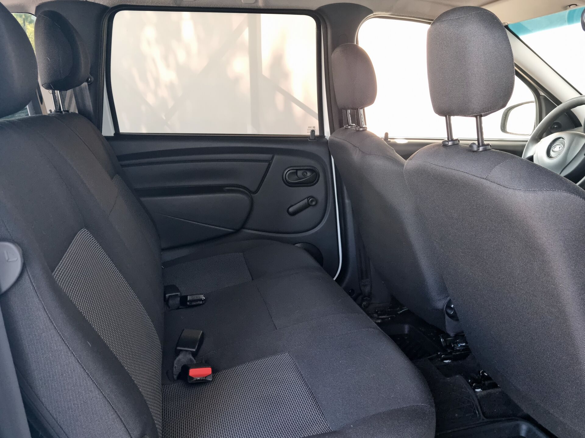 Lada Largus Standard (5 мест) 2019 г.в., 90 457 км.