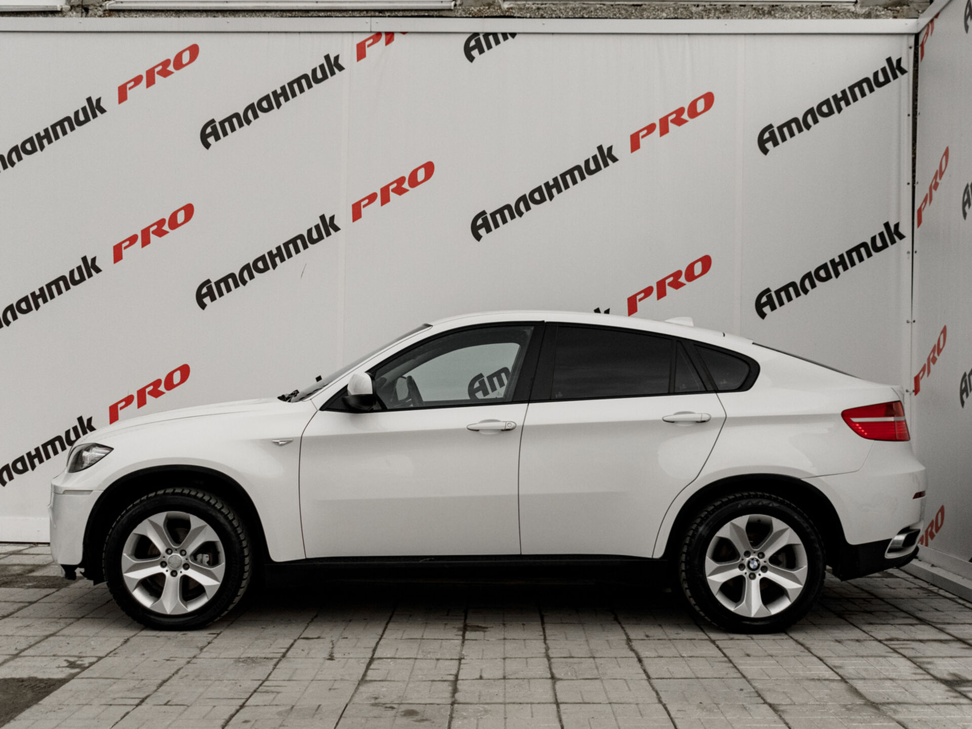 Купить BMW X6 30d 3.0d AT (245 л.с.) 4WD, 2010 в Екатеренбурге