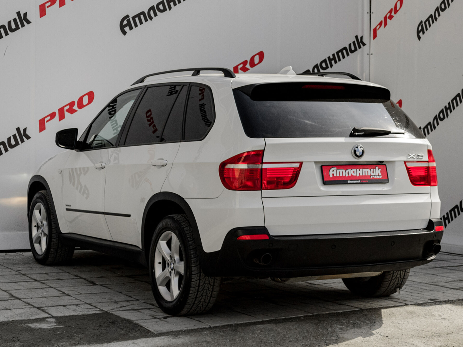 Купить BMW X5 30i 3.0 AT (264 л.с.) 4WD, 2009 в Екатеренбурге