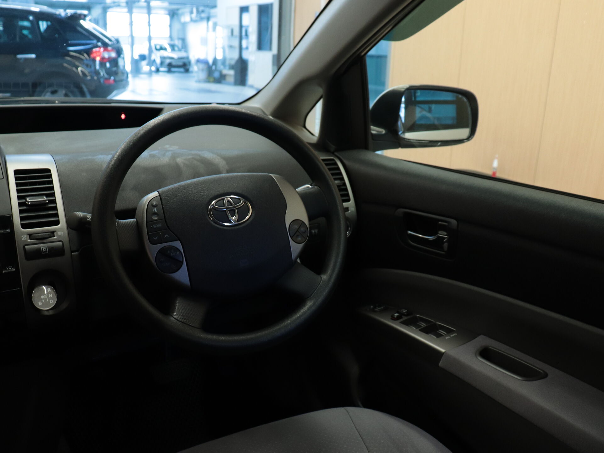 Toyota Prius 2010 8