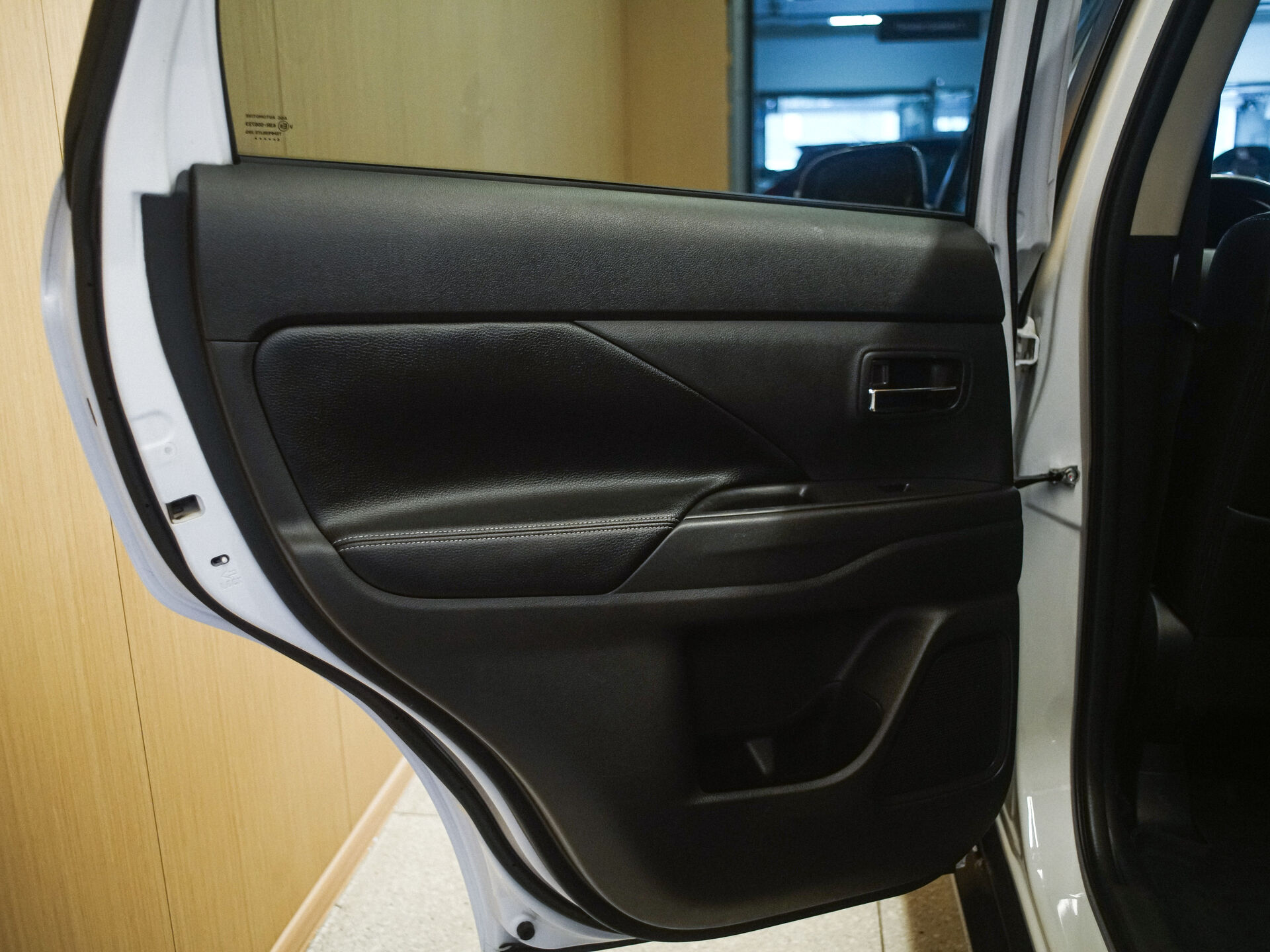 Mitsubishi Outlander 2014 21