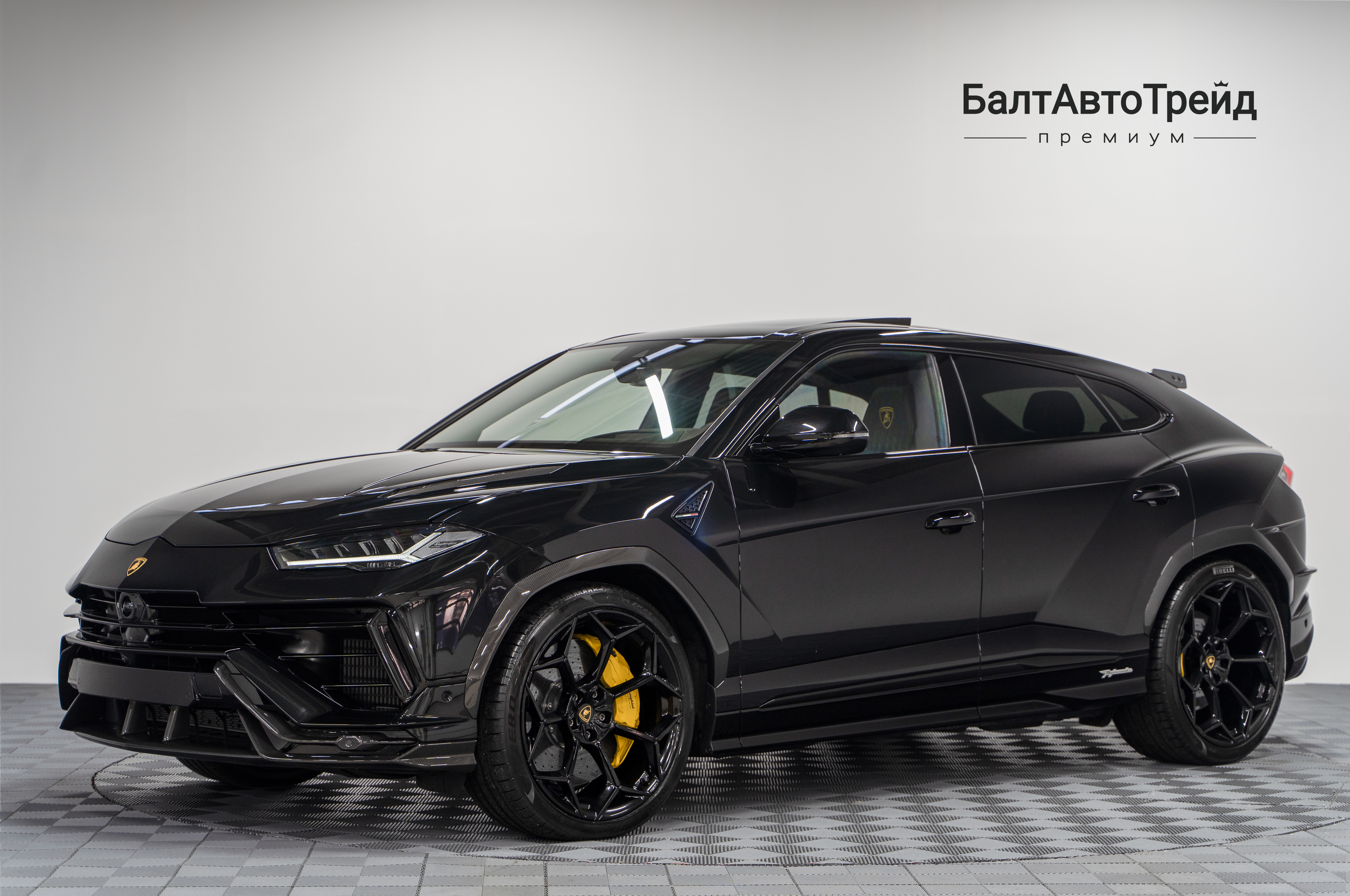 Автомобиль Lamborghini Urus Performante 4.0 AT (666 л.с.) 4WD - 1