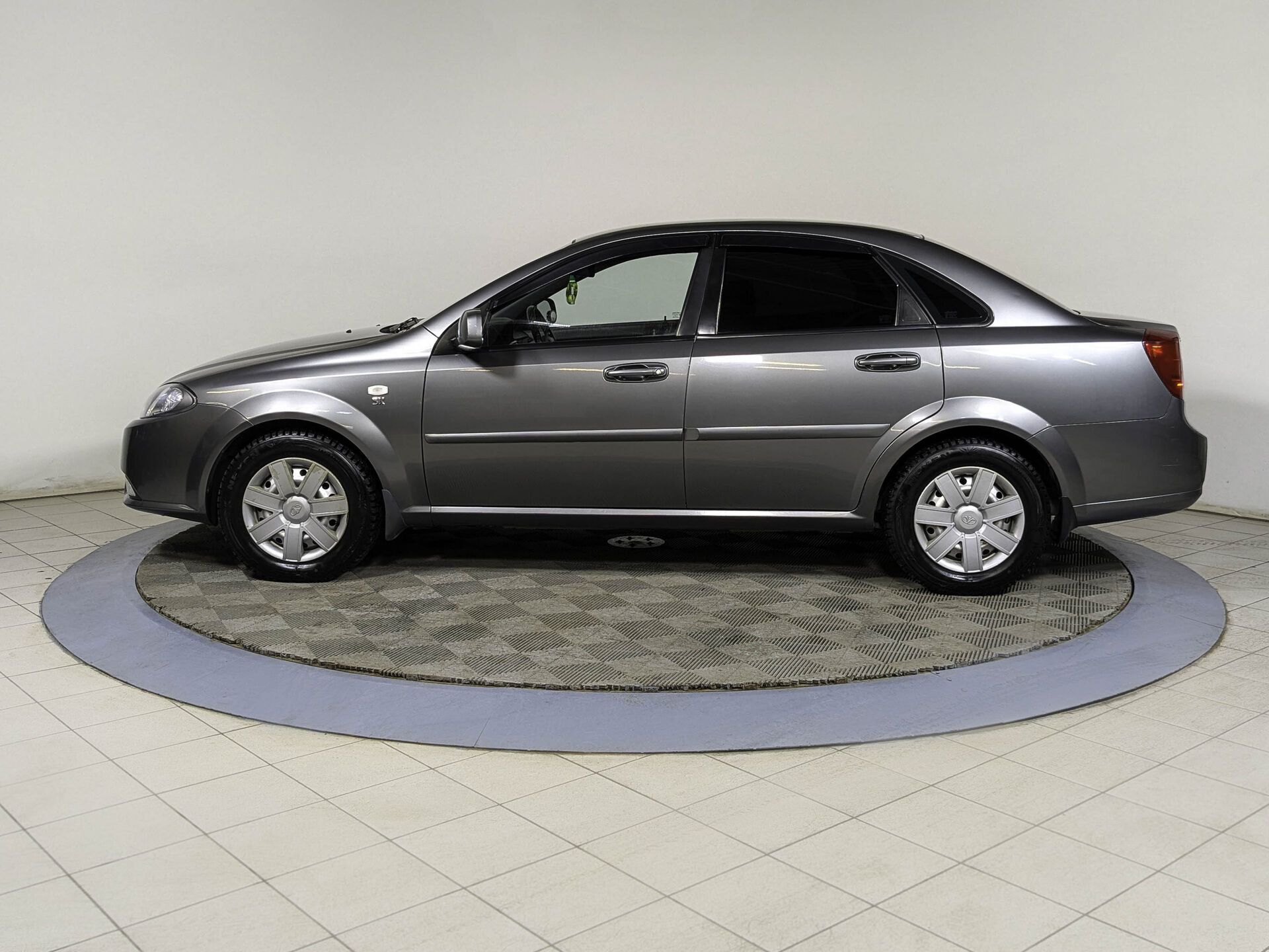 Daewoo Gentra Daewoo Gentra