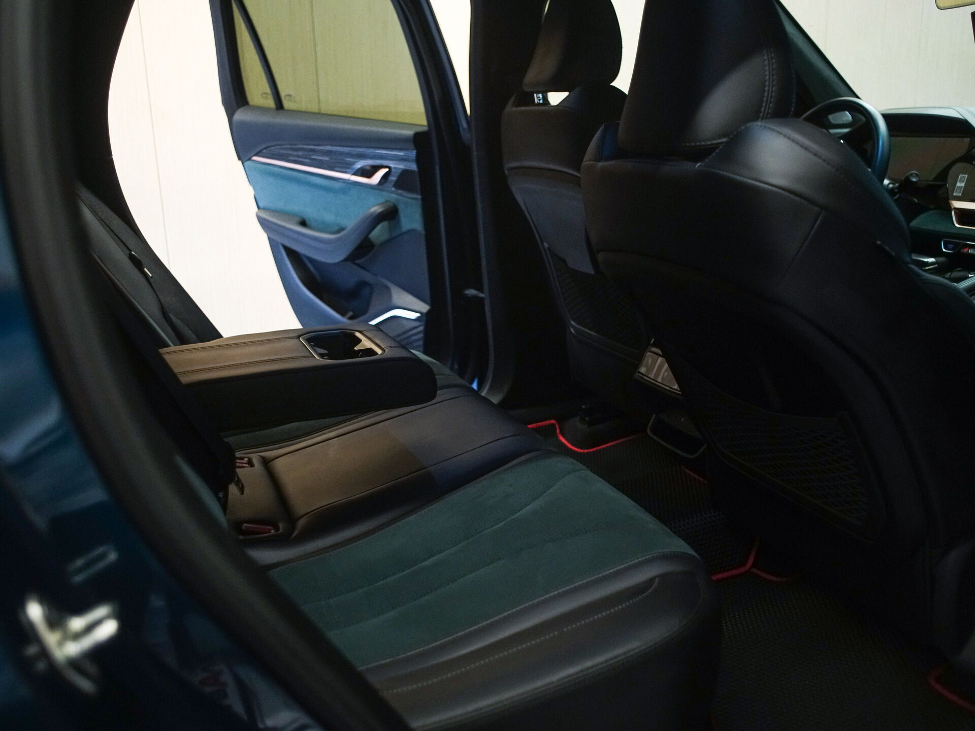 Geely Monjaro 2023 27