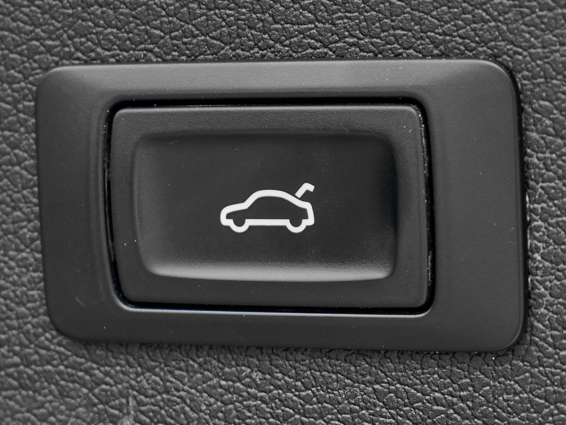 Купить Audi Q5 2.0 AT (225 л.с.) 4WD, 2012 в Екатеренбурге