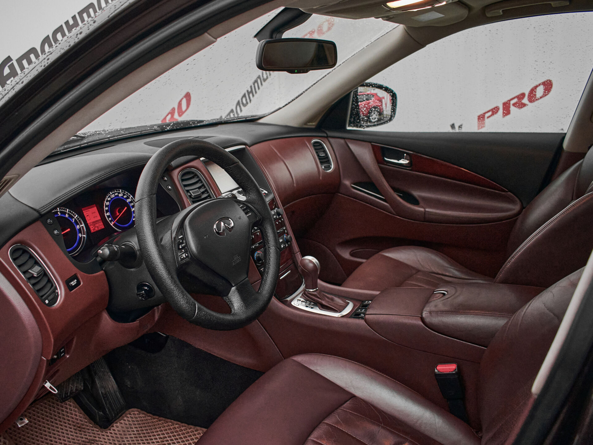 Купить Infiniti EX EX35 3.5 AT (302 л.с.) 4WD, 2009 в Екатеренбурге