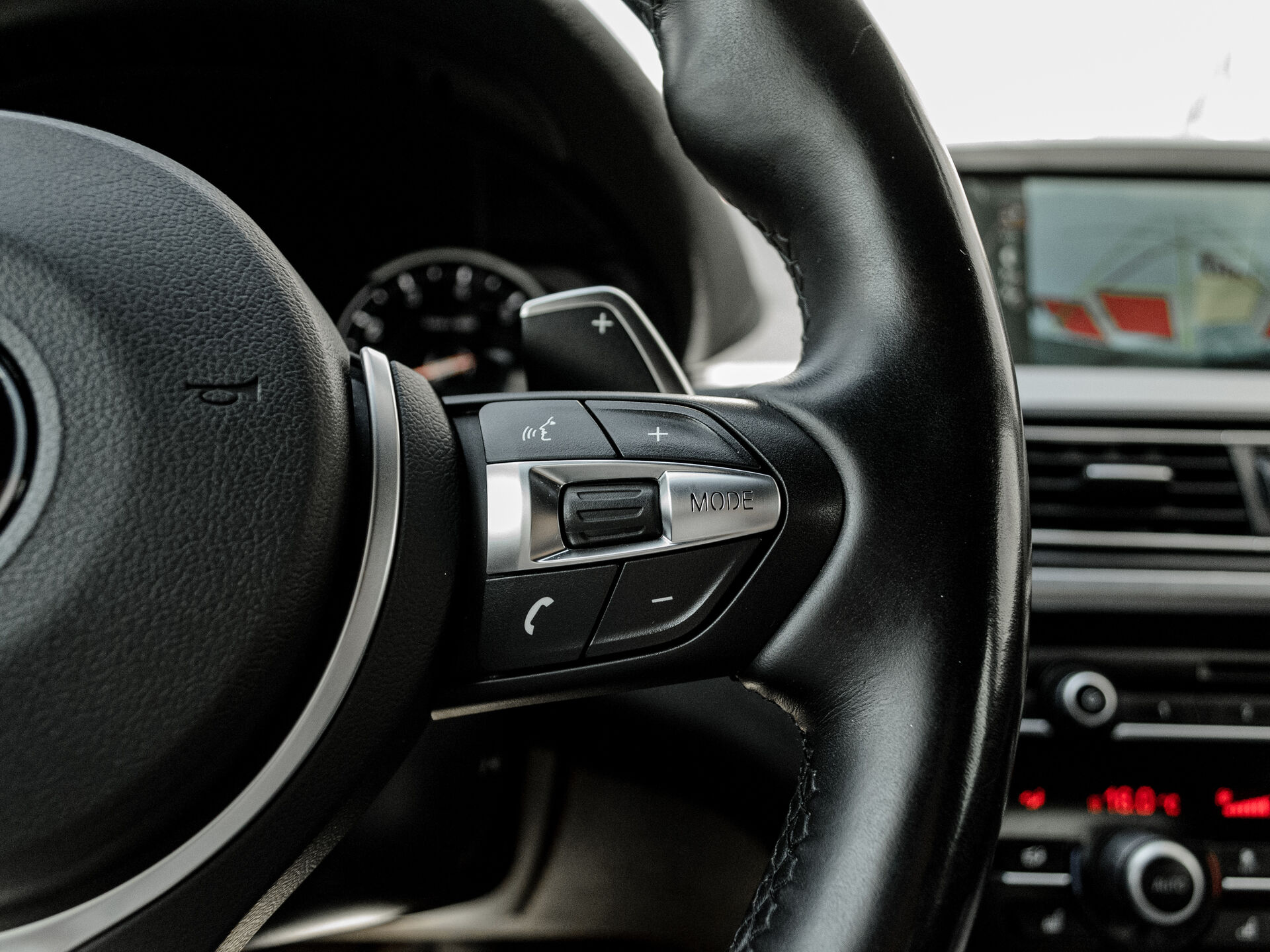 Купить BMW 6 серии 640i xDrive 3.0 AT (320 л.с.) 4WD, 2014 в Екатеренбурге