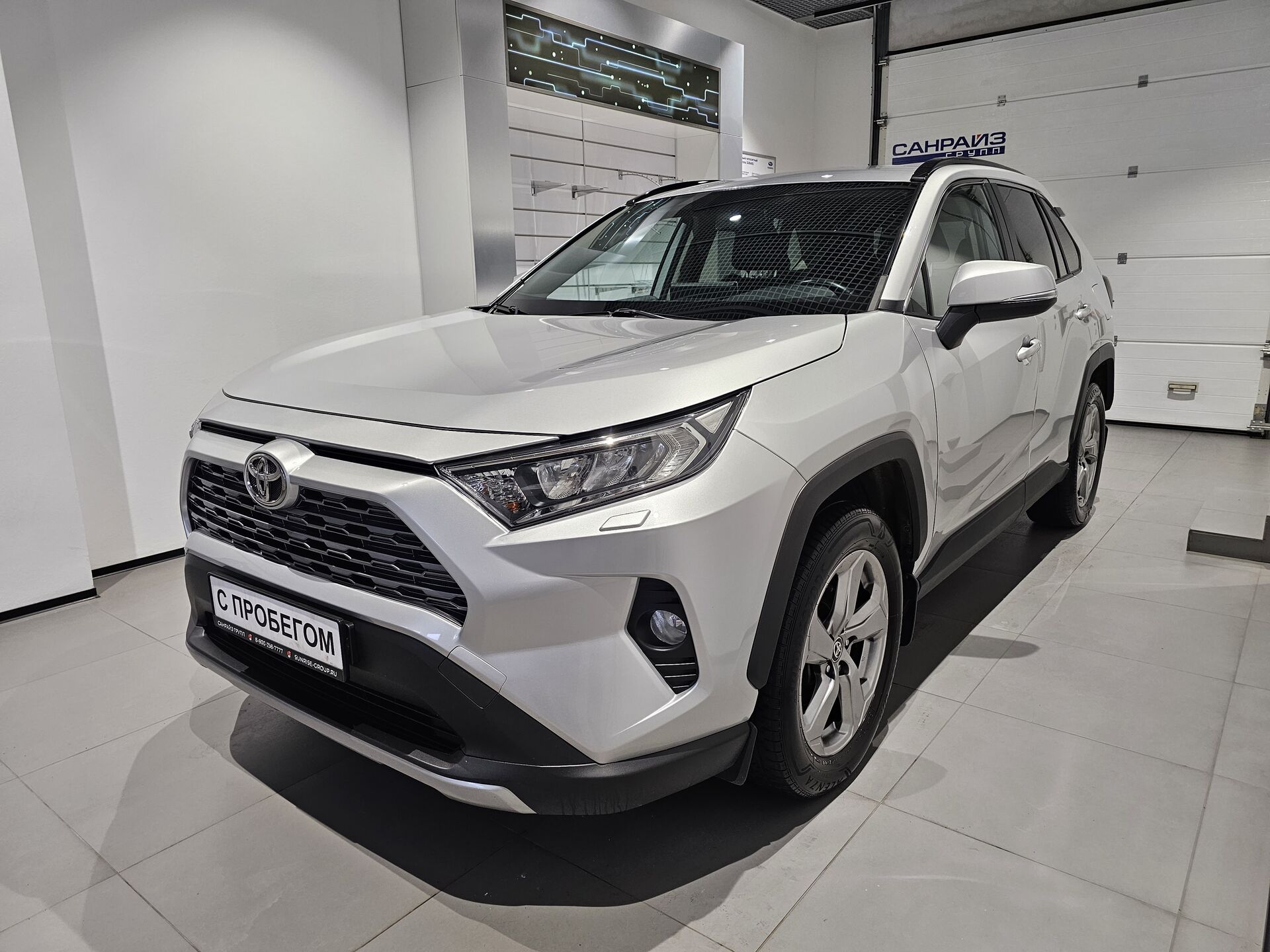 Toyota RAV4, 353880000000₽ - вид 1