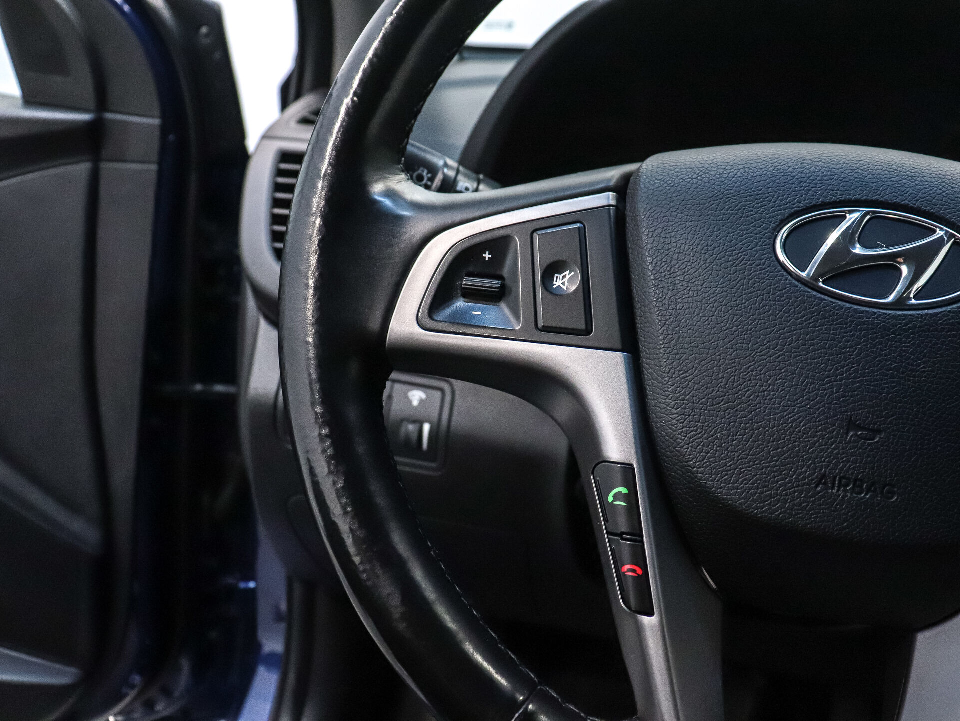 Hyundai Solaris 2015 10