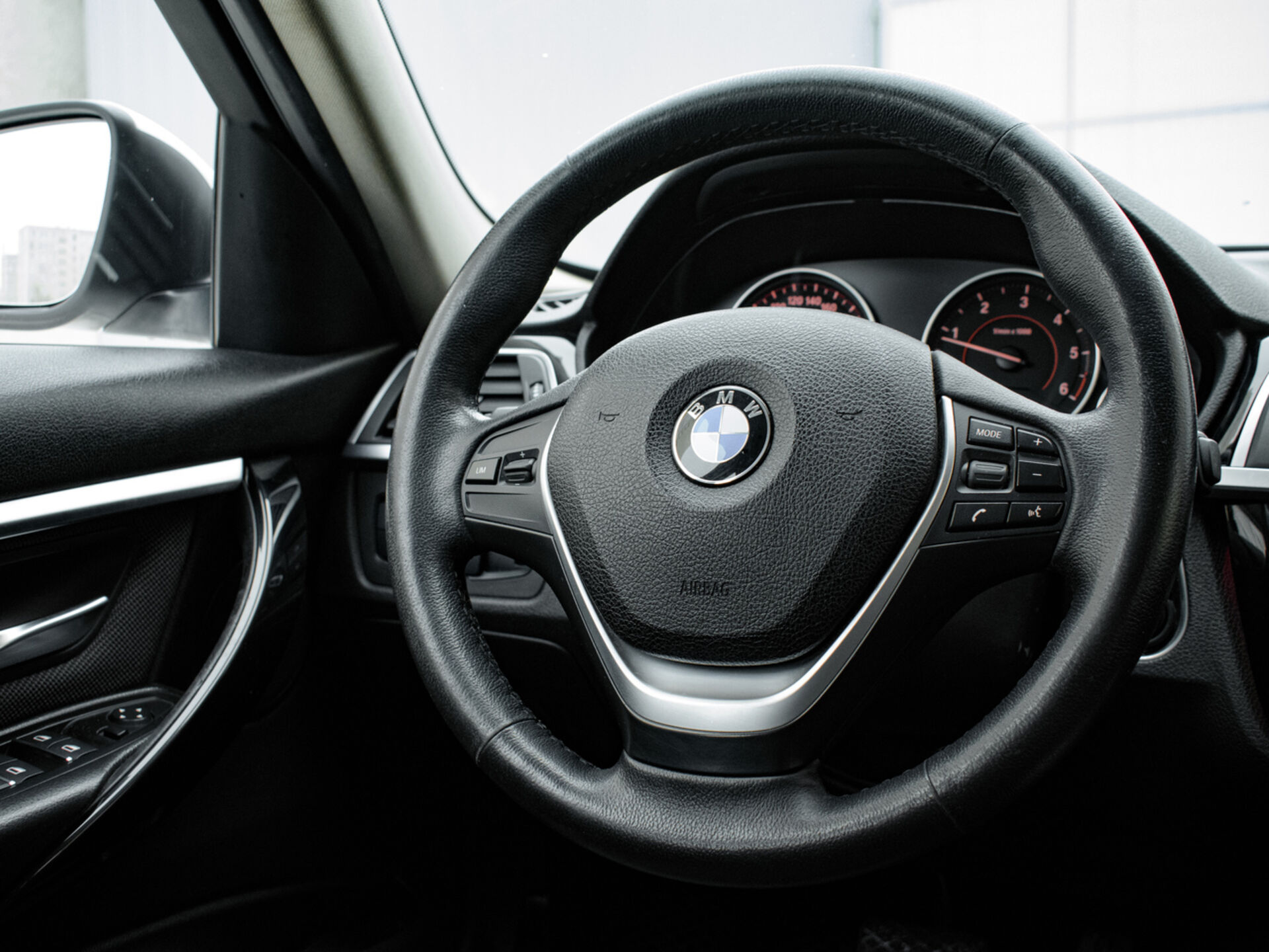 Купить BMW 3 серии 320d xDrive 2.0d AT (190 л.с.) 4WD, 2016 в Екатеренбурге