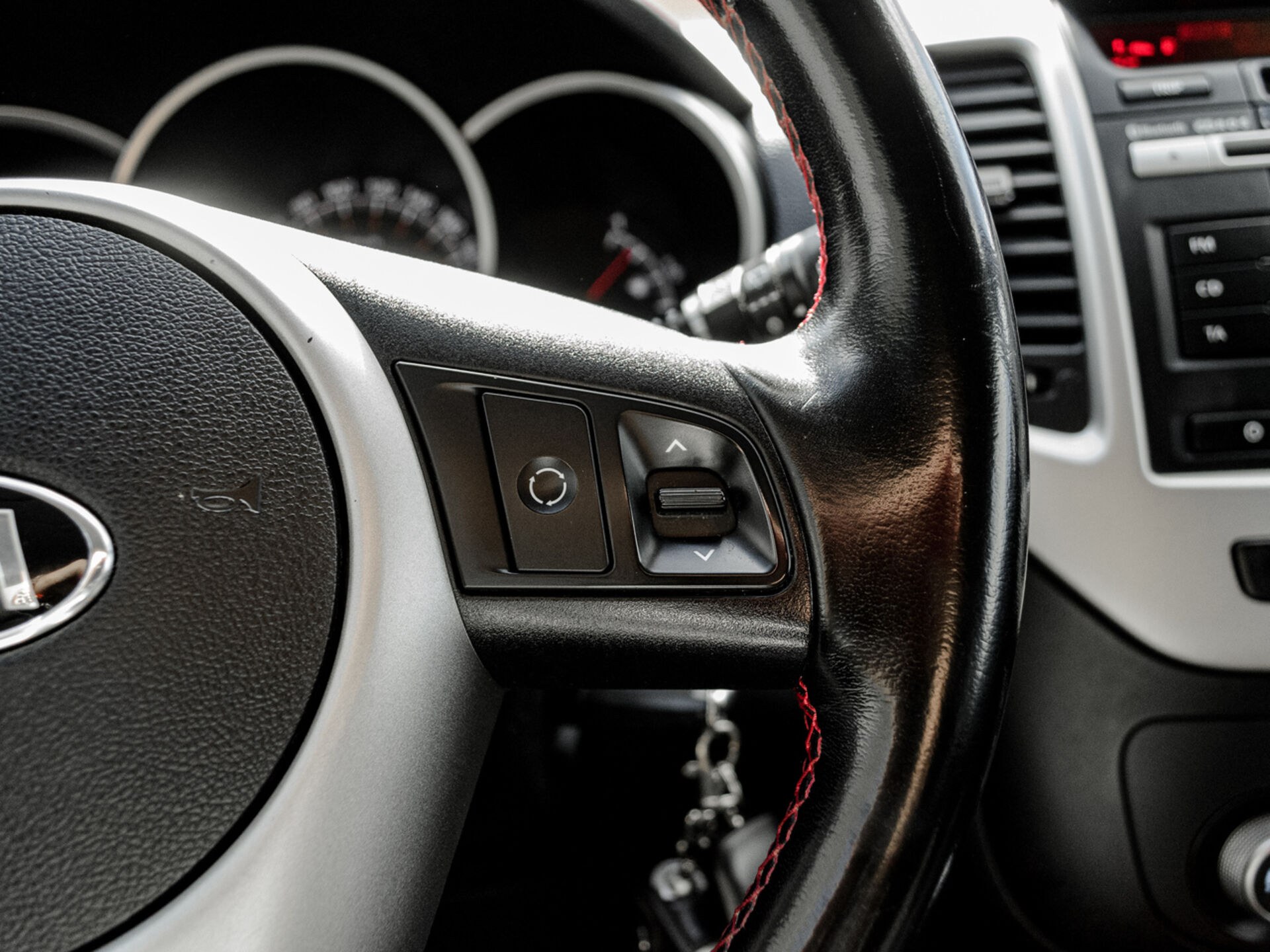 Купить Kia Venga 1.6 AT (124 л.с.), 2014 в Екатеренбурге