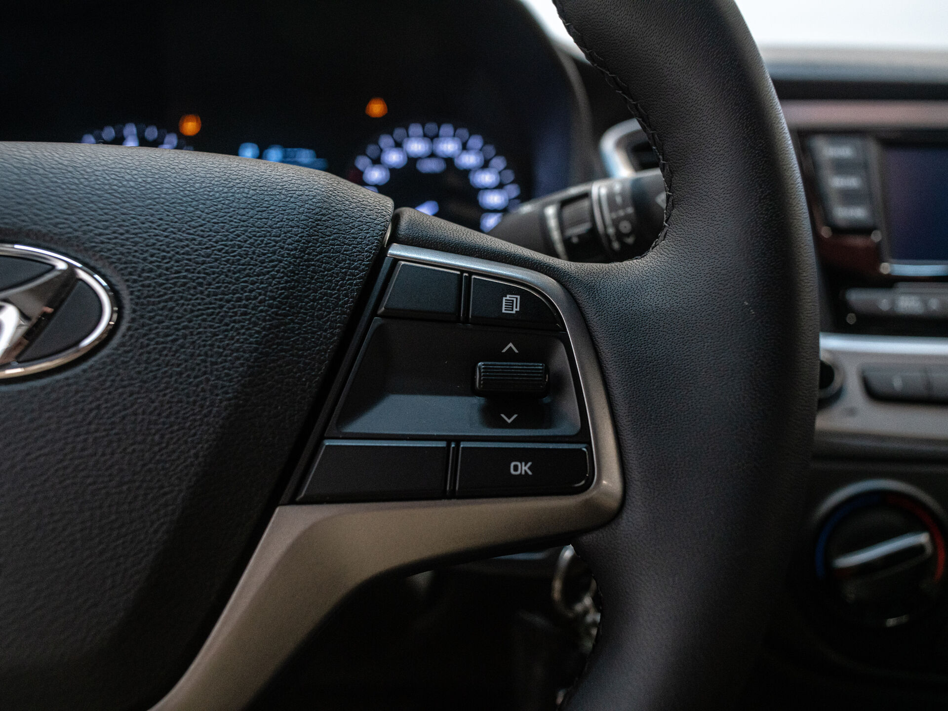 Hyundai Solaris 2018 18