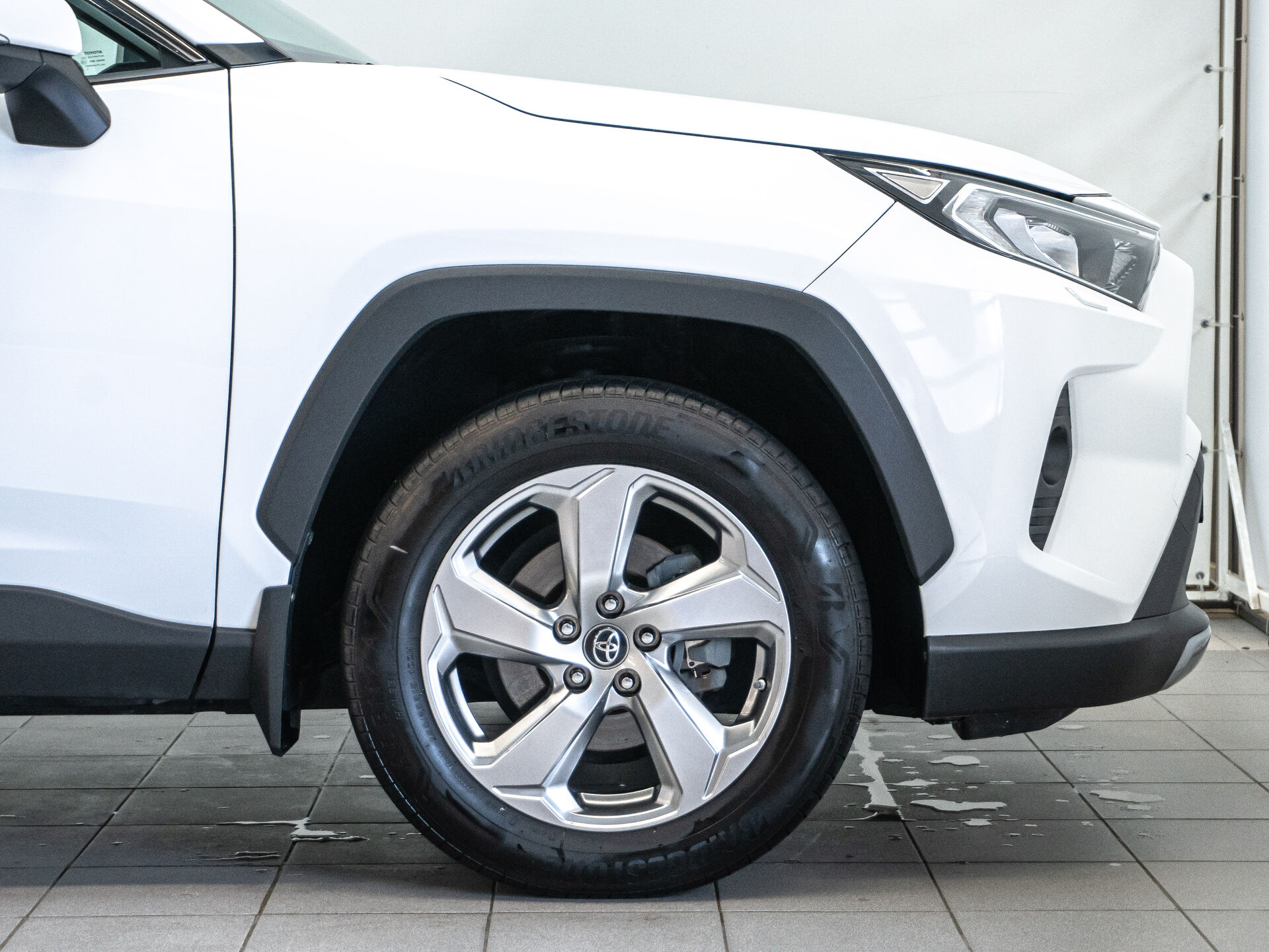 Toyota RAV4 2019 28