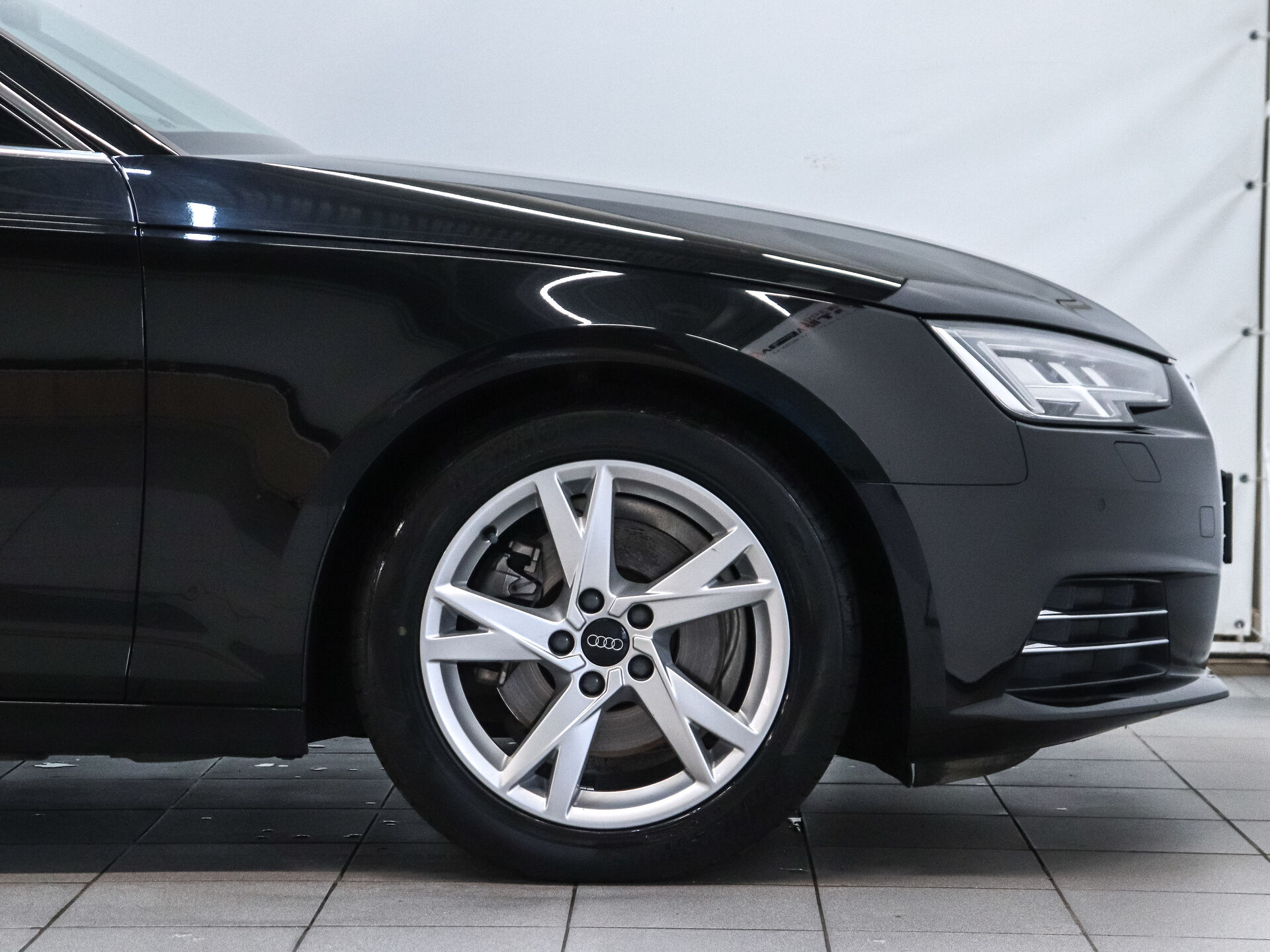 Audi A4 2017 29
