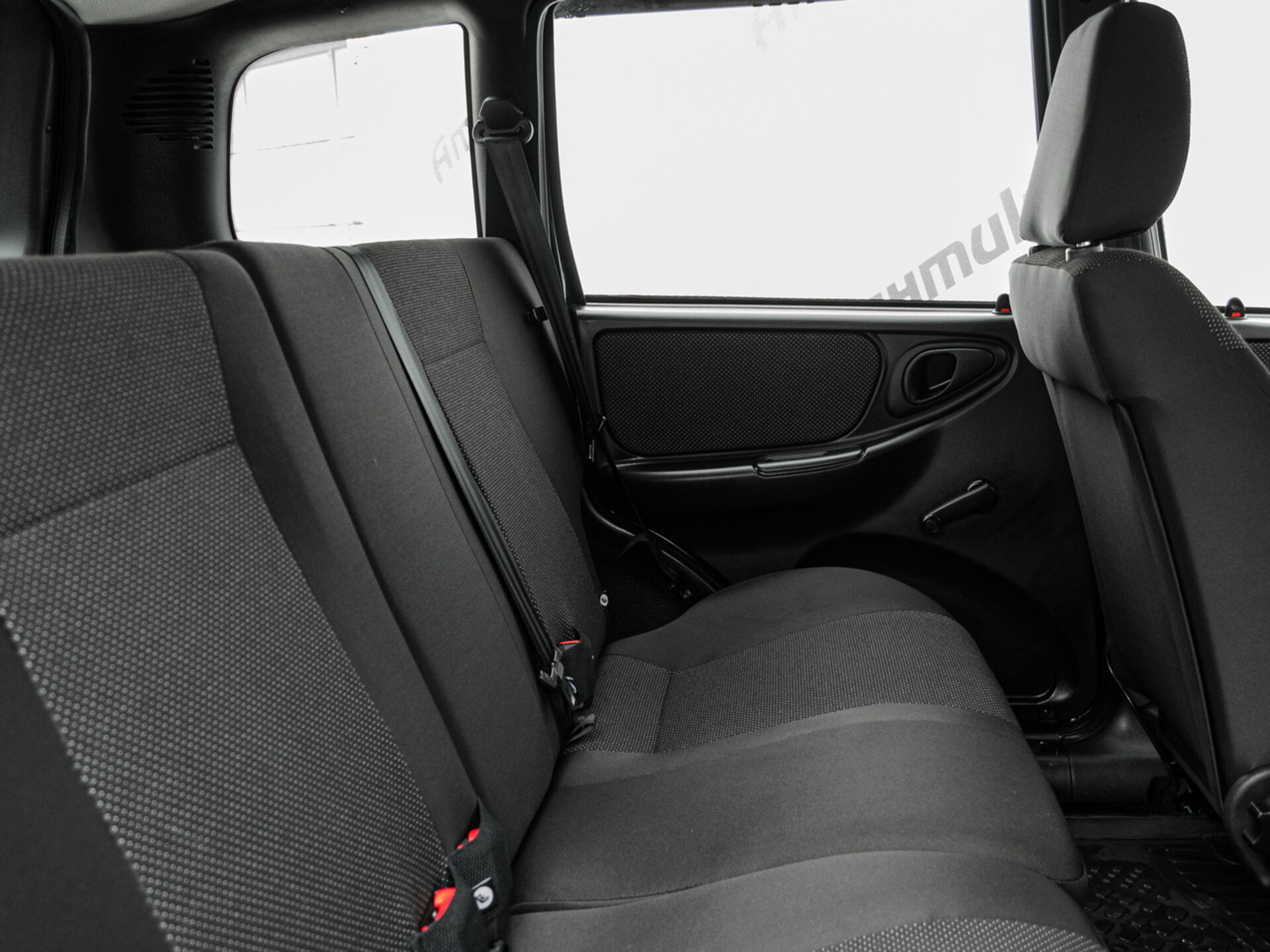 Купить Lada (ВАЗ) Niva 1.7 MT (83 л.с.) 4WD, 2024 в Екатеренбурге
