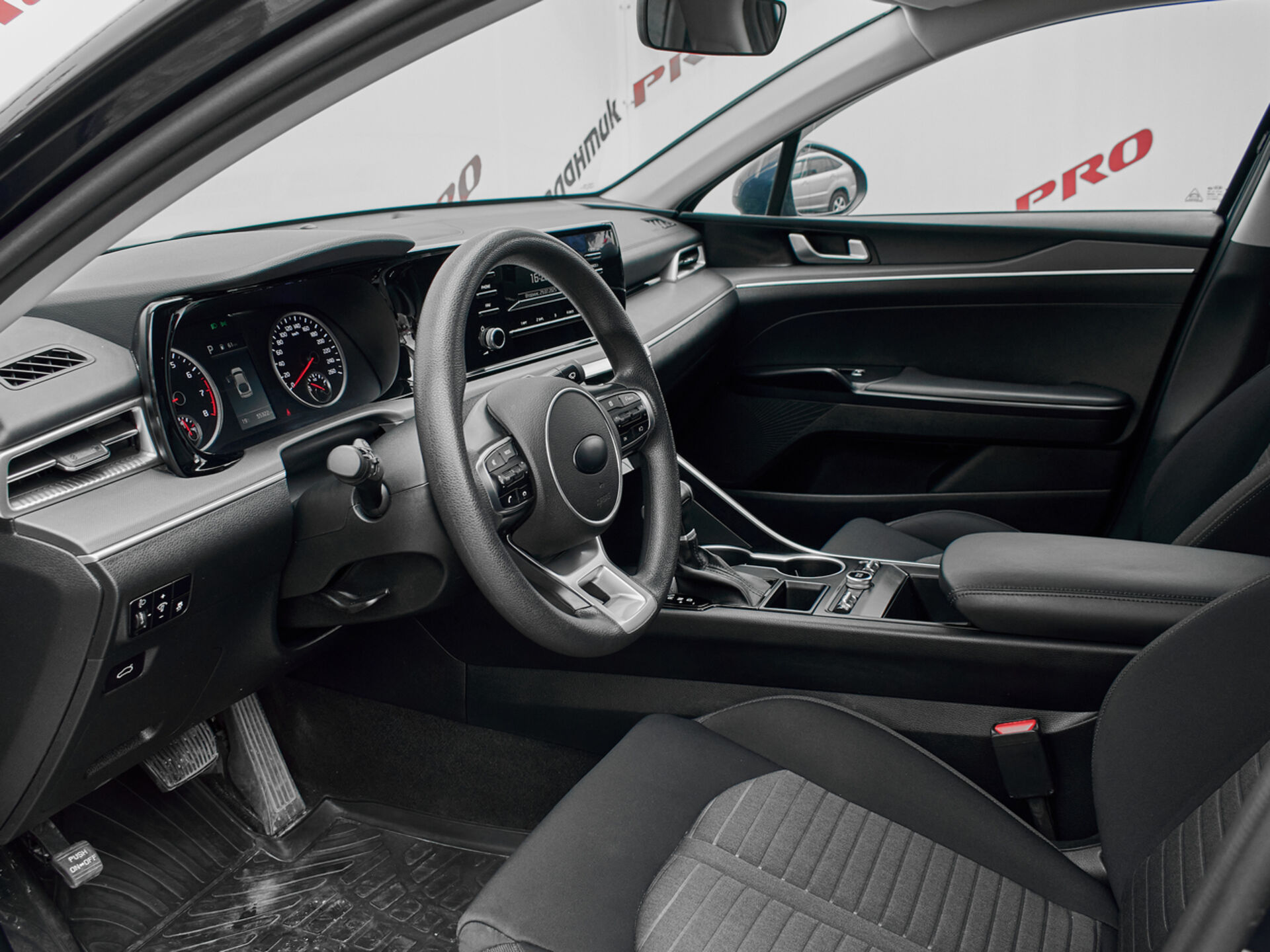 Купить Kia K5 2.0 AT (150 л.с.), 2021 в Екатеренбурге