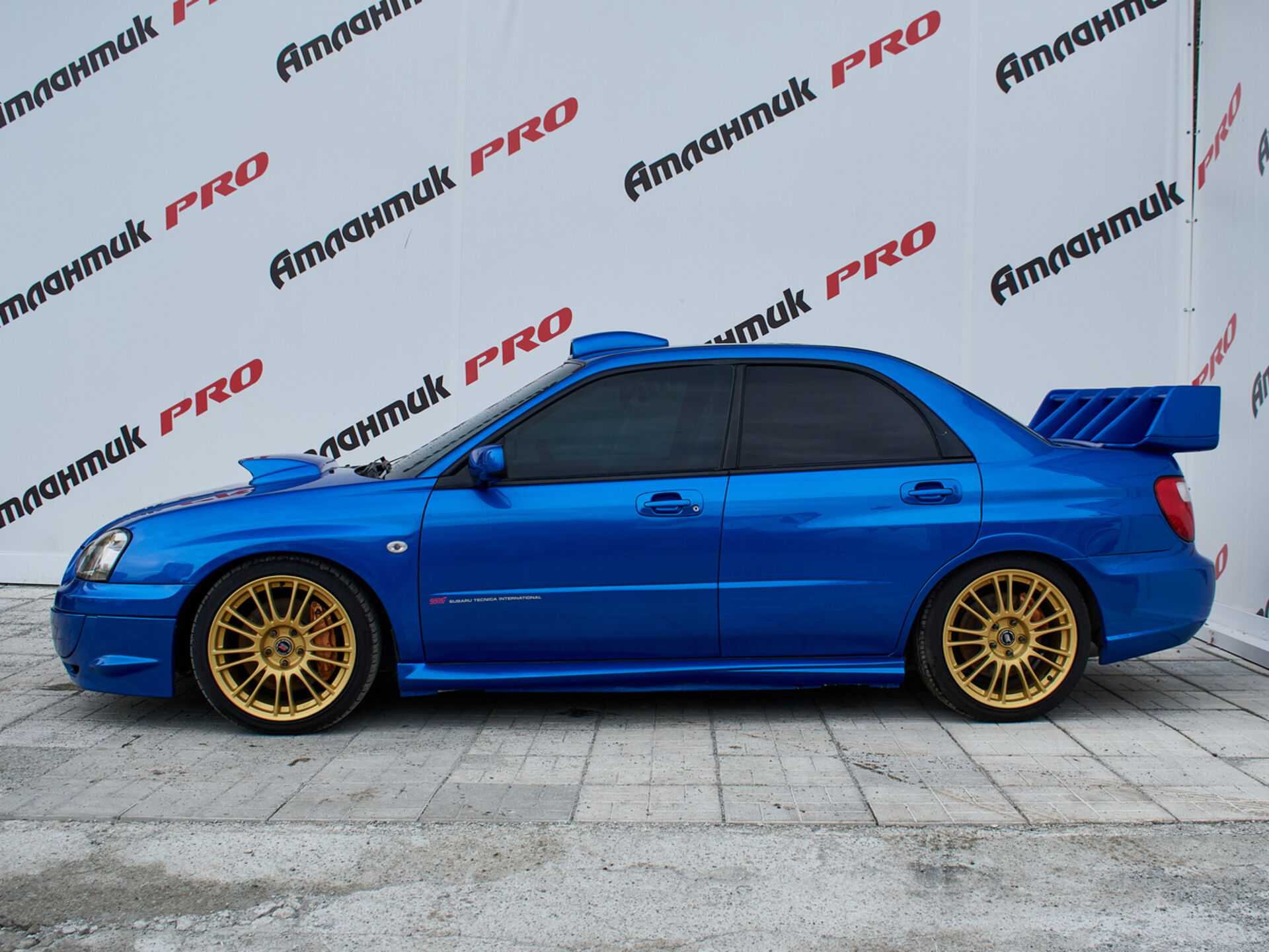 Купить Subaru Impreza WRX STi 2.0 MT (280 л.с.) 4WD, 2004 в Екатеренбурге