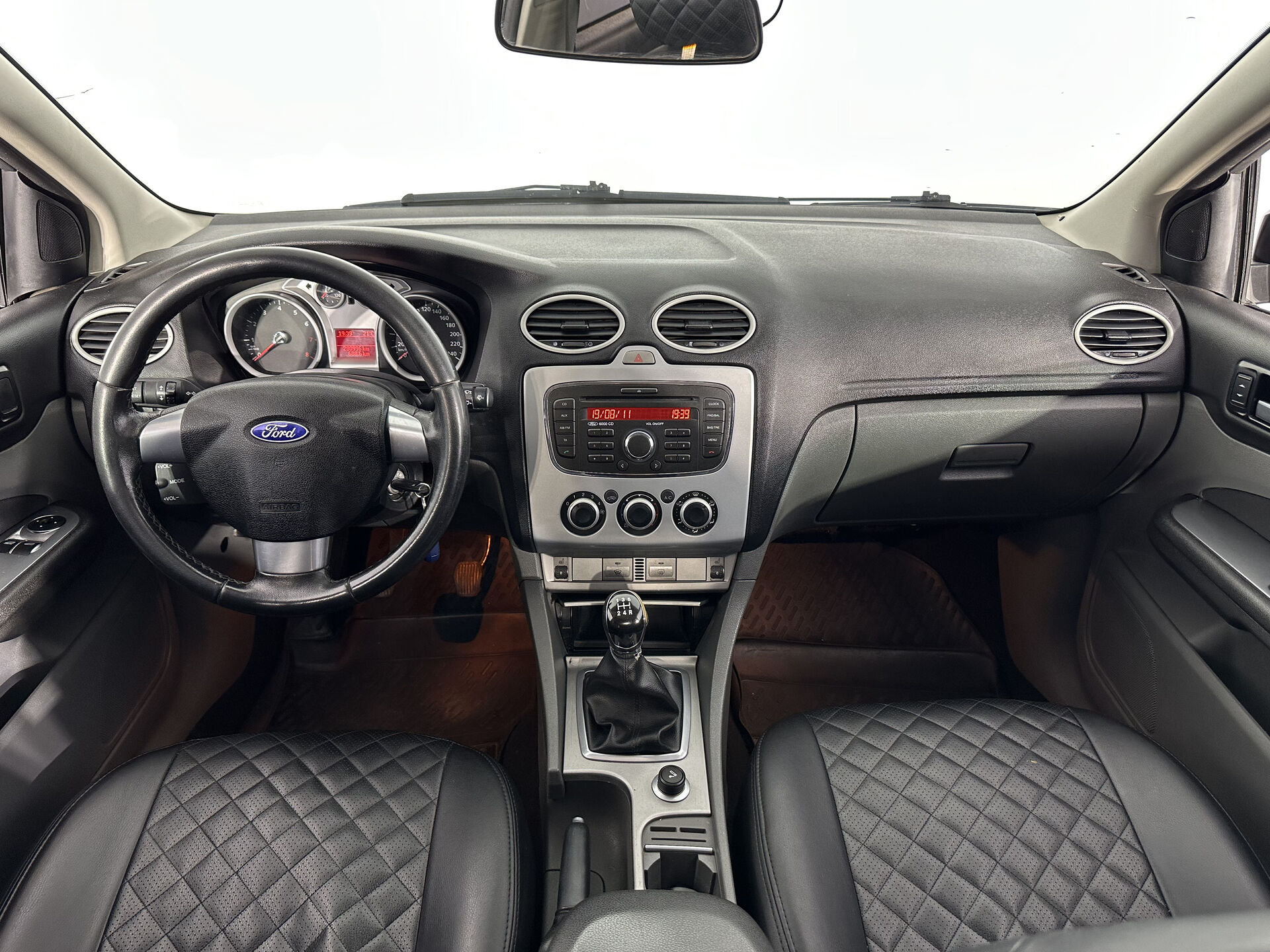 Ford Focus Comfort 2011 г.в., 280 000 км.
