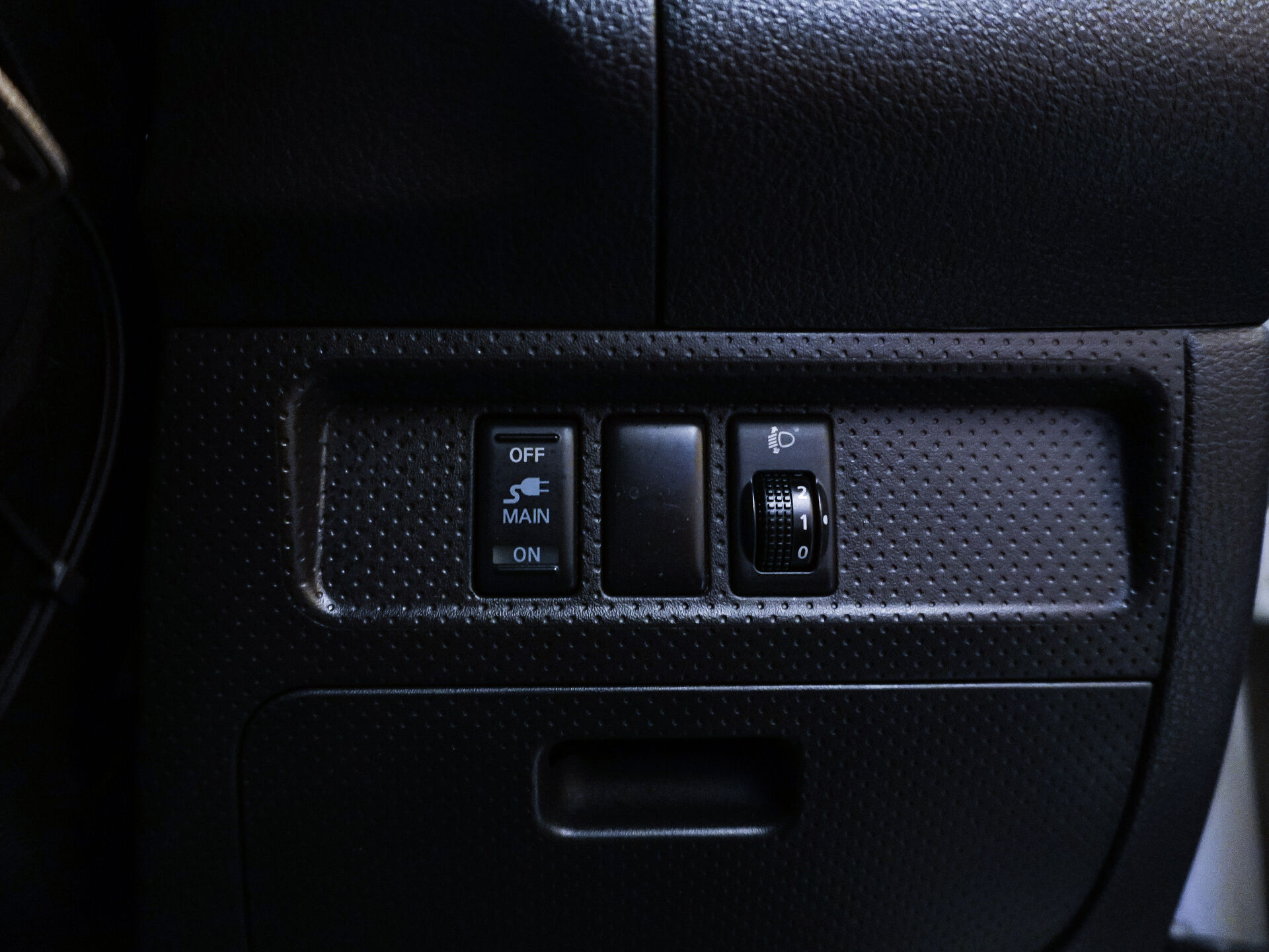 Nissan AD 2015 9