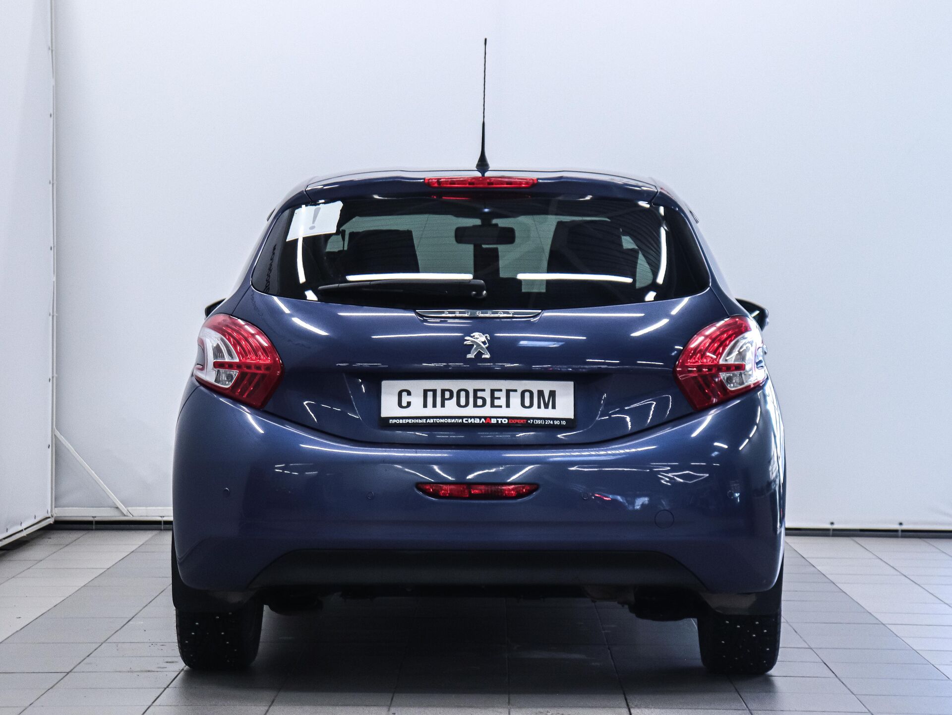 Peugeot 208 2013 4