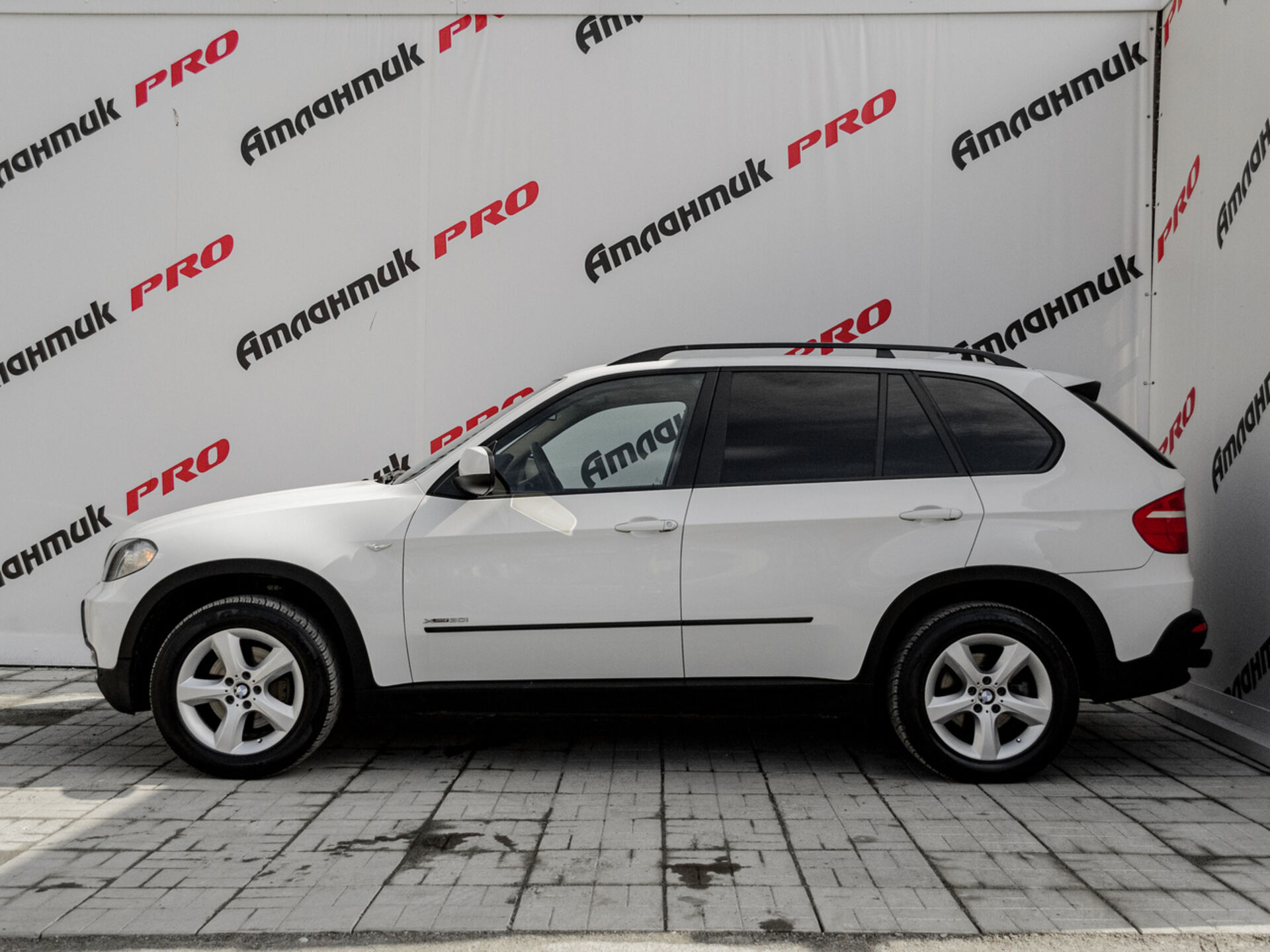 Купить BMW X5 30i 3.0 AT (264 л.с.) 4WD, 2009 в Екатеренбурге