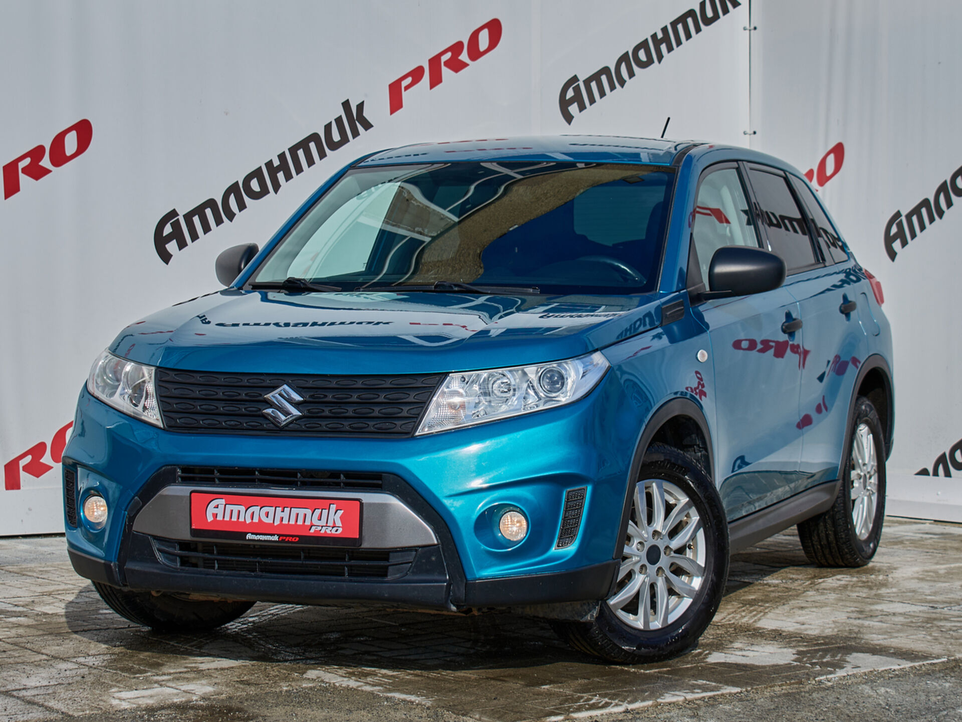 Купить Suzuki Vitara 1.6 AT (117 л.с.), 2016 в Екатеренбурге