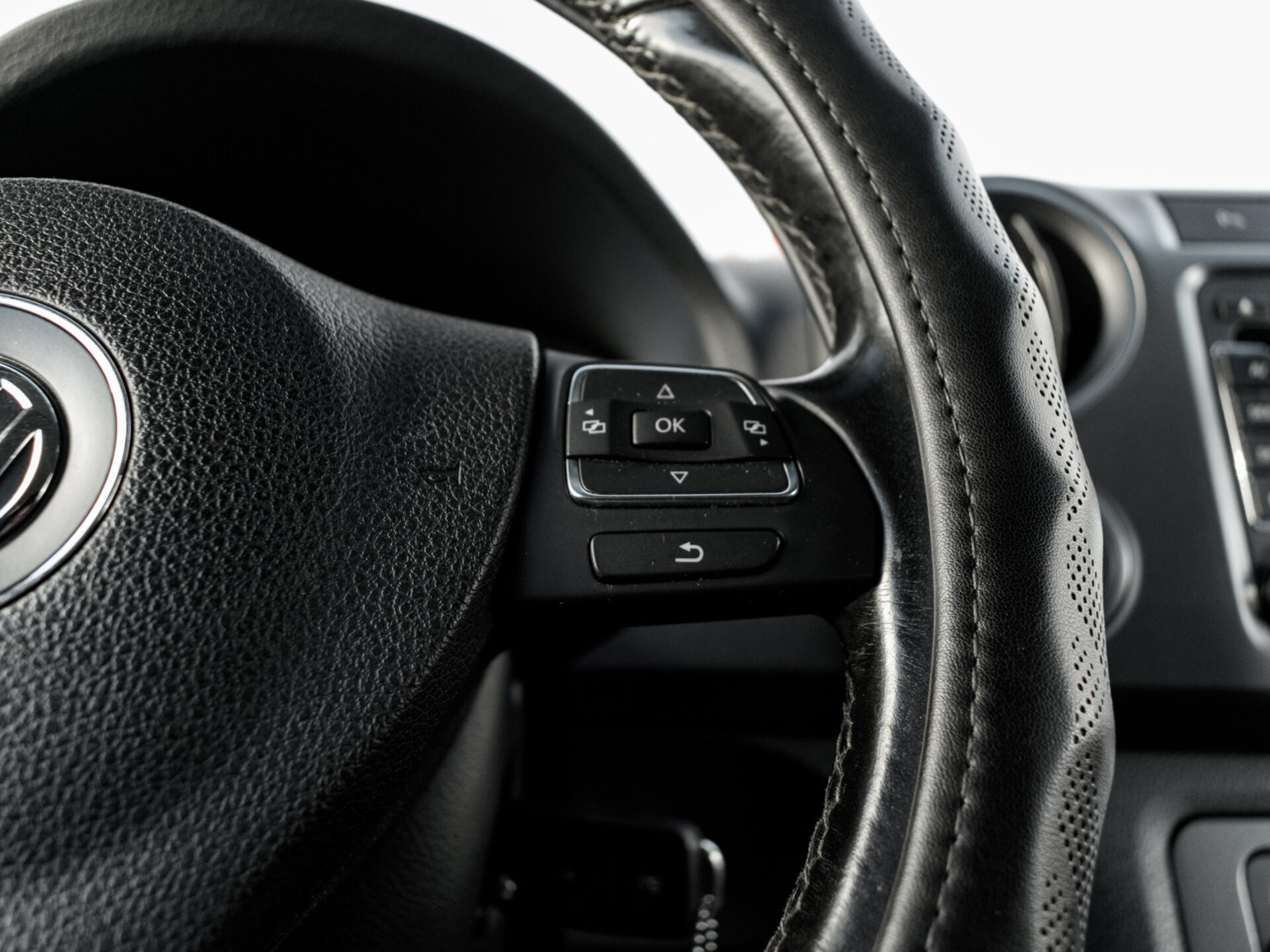 Купить Volkswagen Amarok full-time 2.0d AT (180 л.с.) 4WD, 2013 в Екатеренбурге