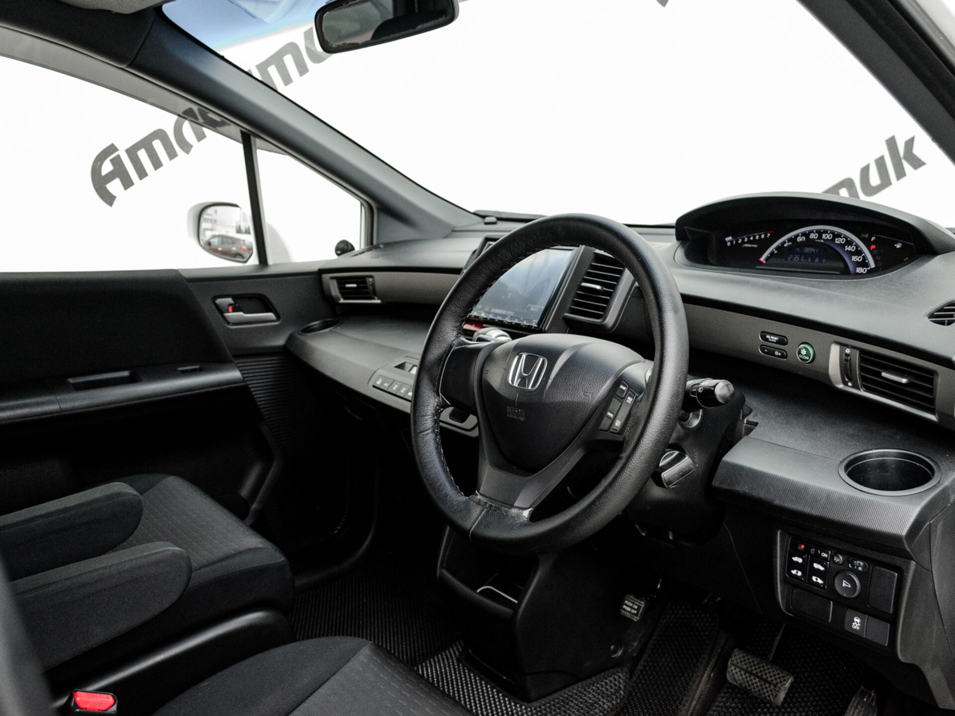 Купить Honda Freed 1.5 CVT (118 л.с.), 2012 в Екатеренбурге
