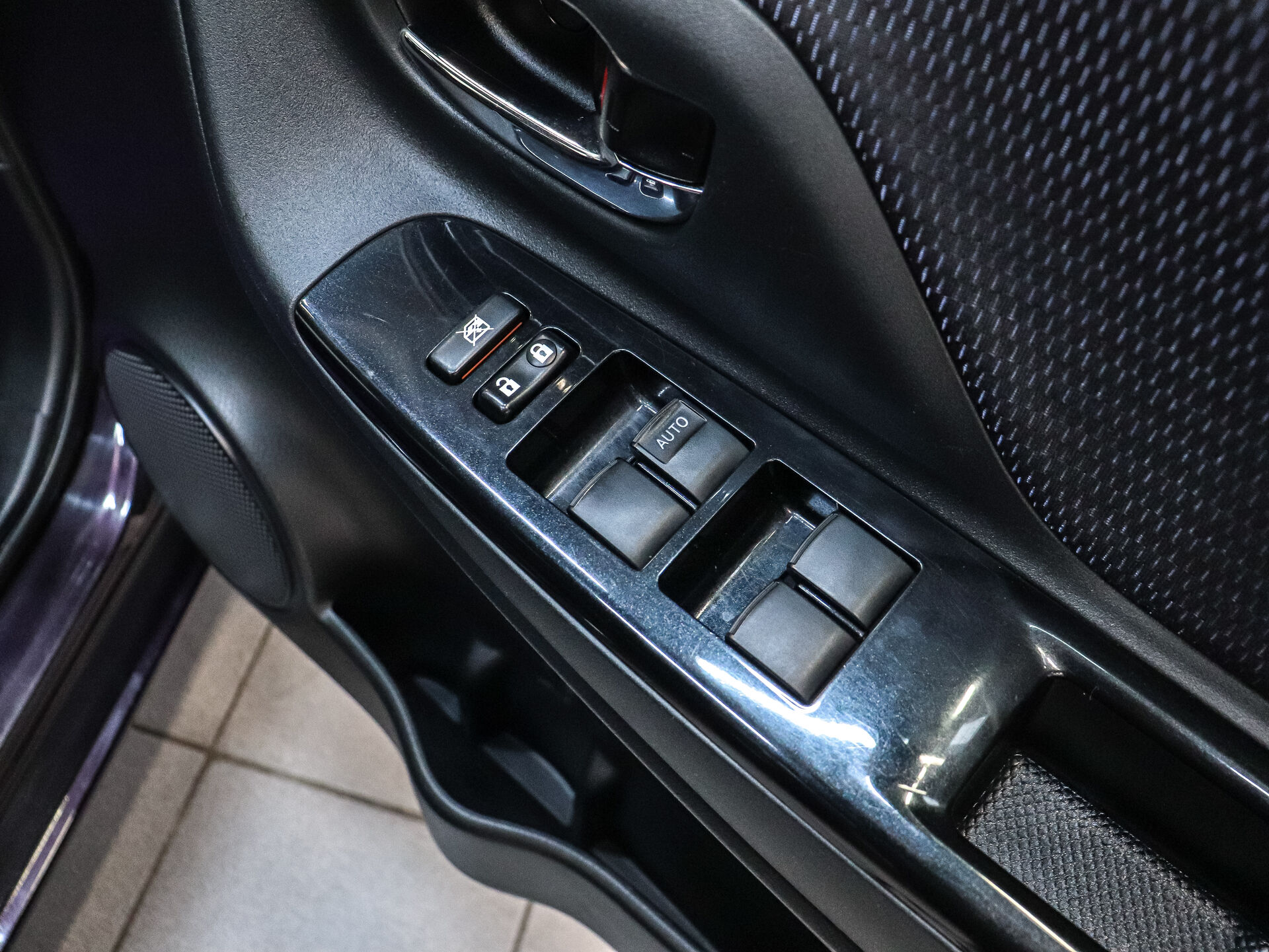 Toyota Vitz 2016 7